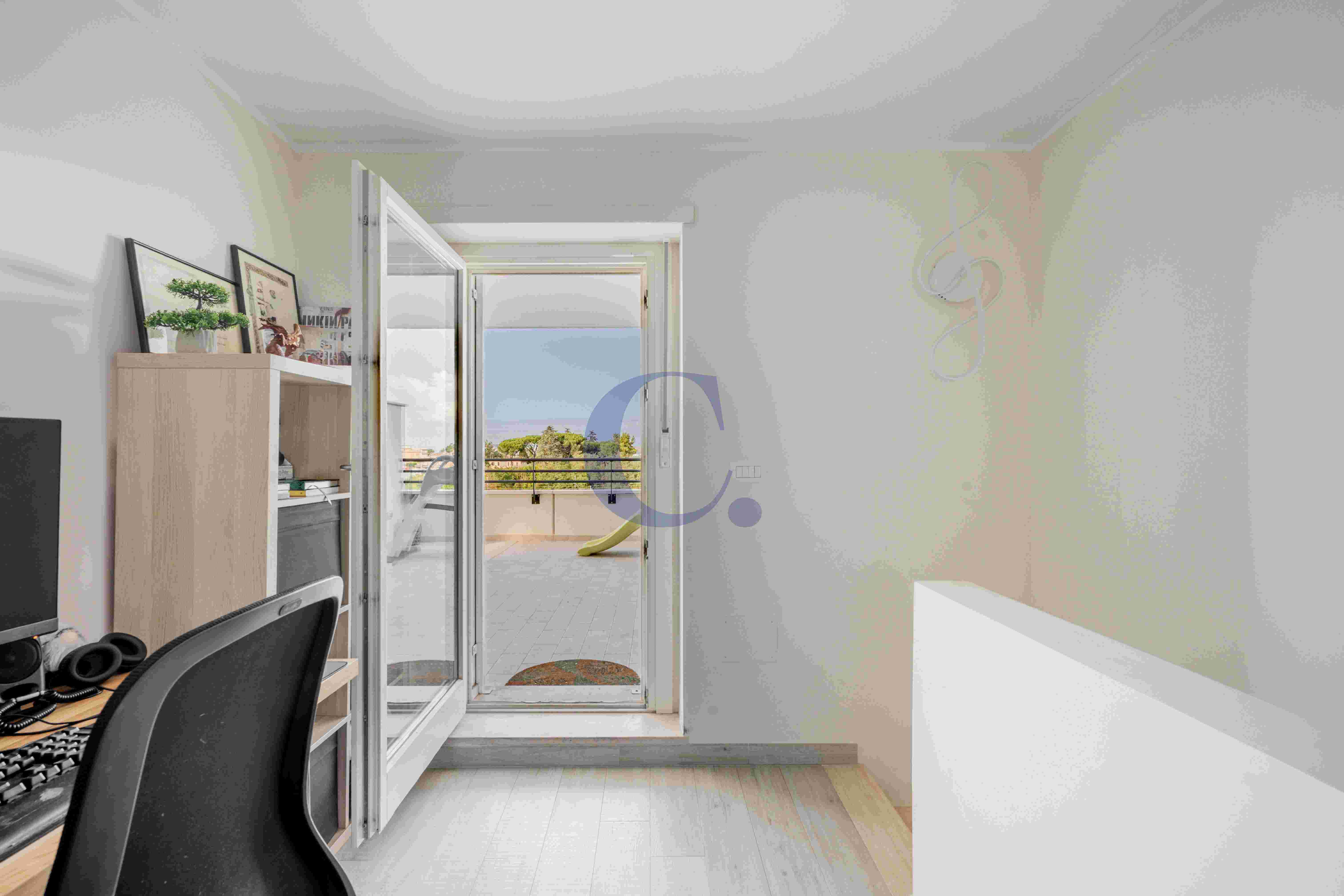 Splendido Attico E Superattico Con Ampi Terrazzi E Box Auto - Immagine 33