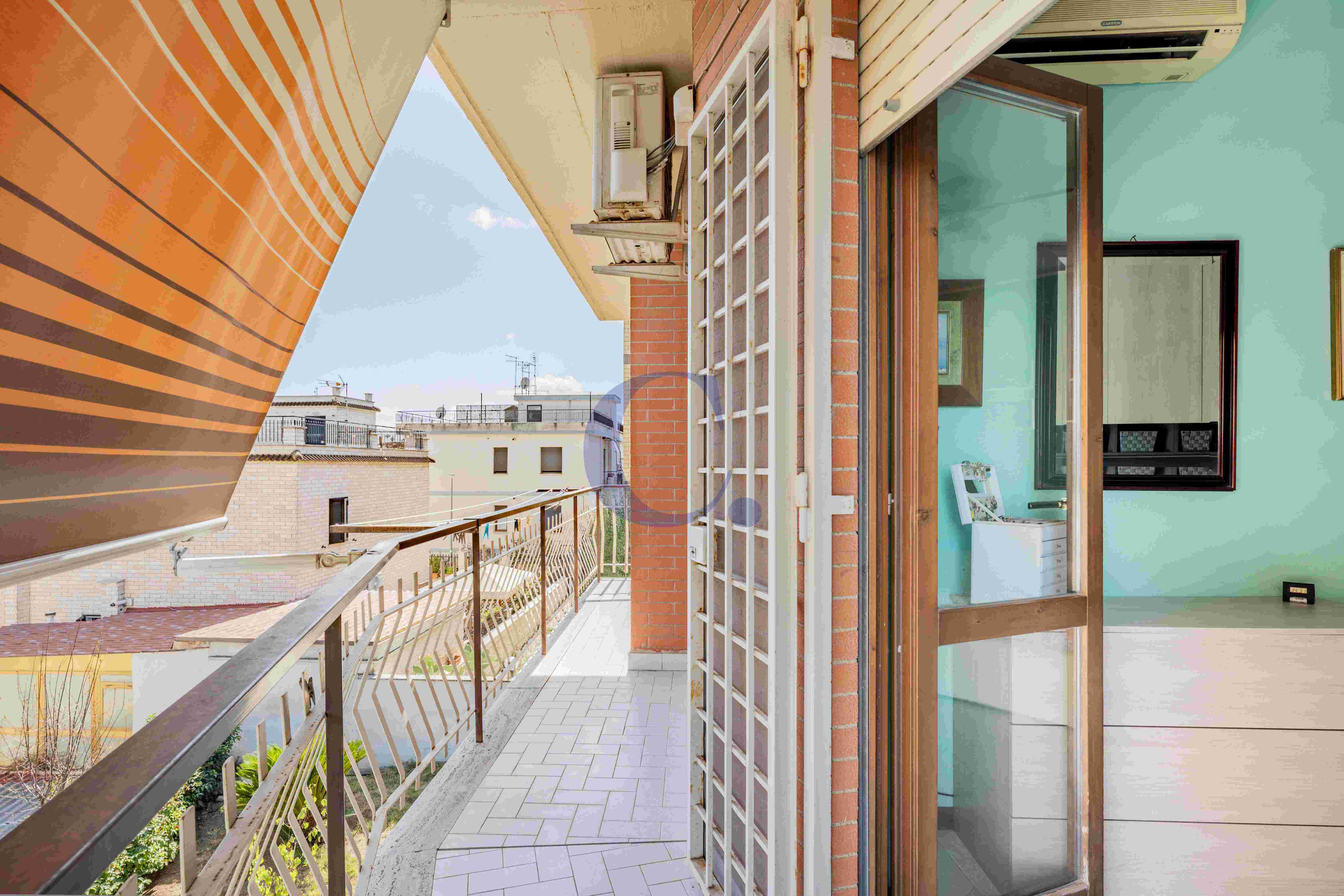 Villa Su Tre Livelli Con Giardino Privato, Doppio Ingresso, Box E Posto Auto – Montespaccato - Immagine 64