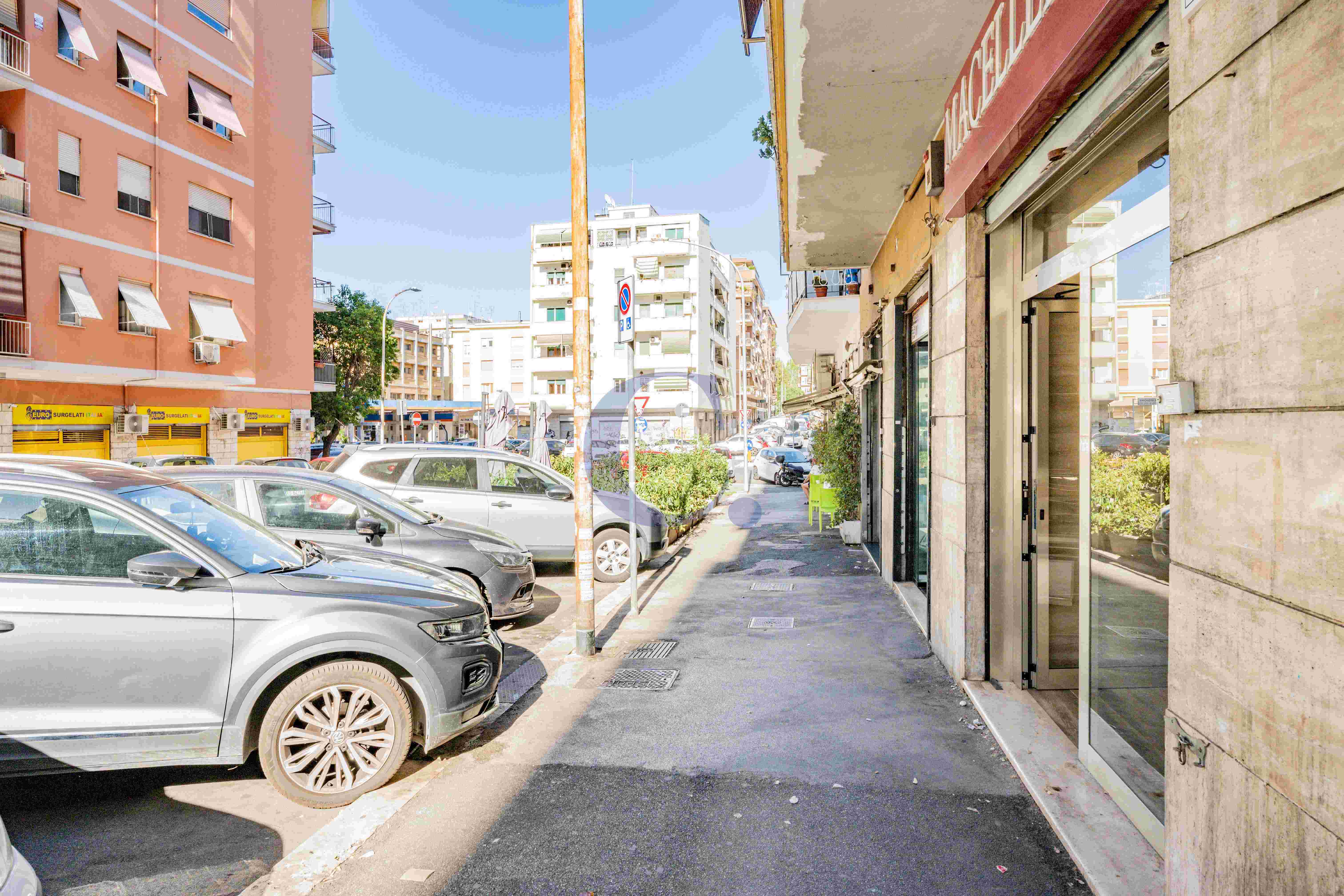 Locale Commerciale Zona Centrale - Immagine 23