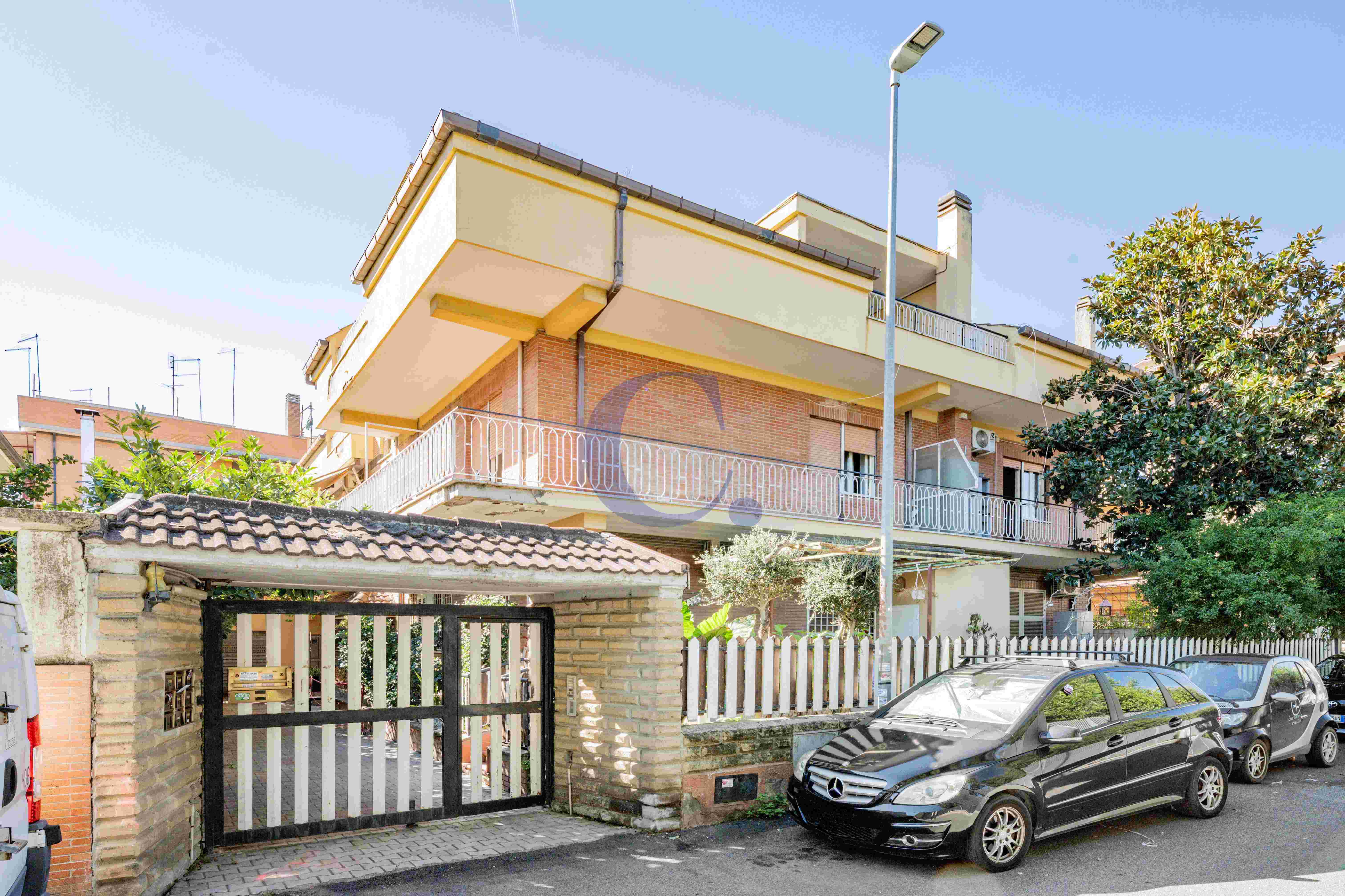 Appartamento Ristrutturato Con Balcone Perimetrale E 2 Camere Matrimoniali – Torre Angela - Immagine 39