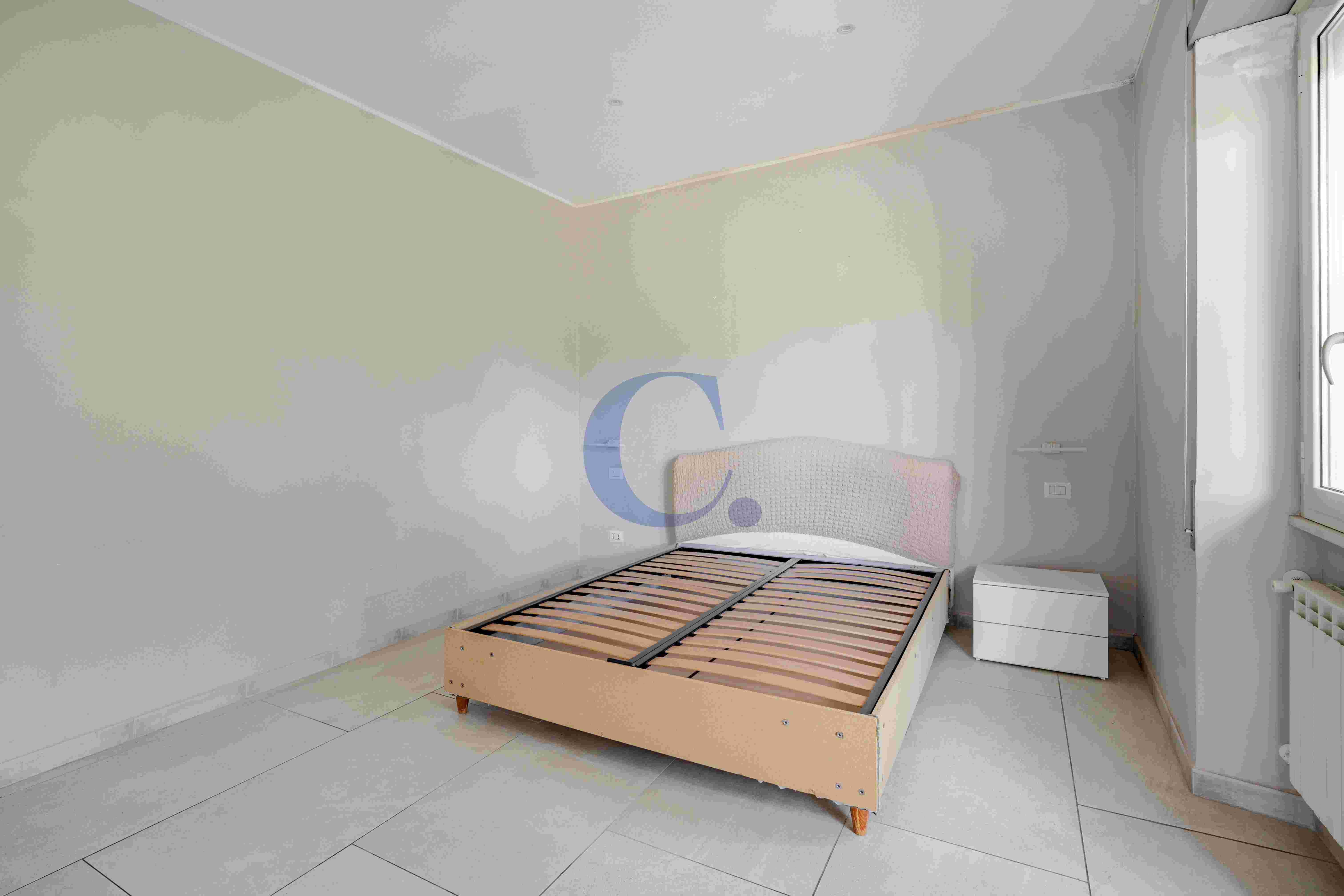 Appartamento Ristrutturato Con Balcone Perimetrale E 2 Camere Matrimoniali – Torre Angela - Immagine 27
