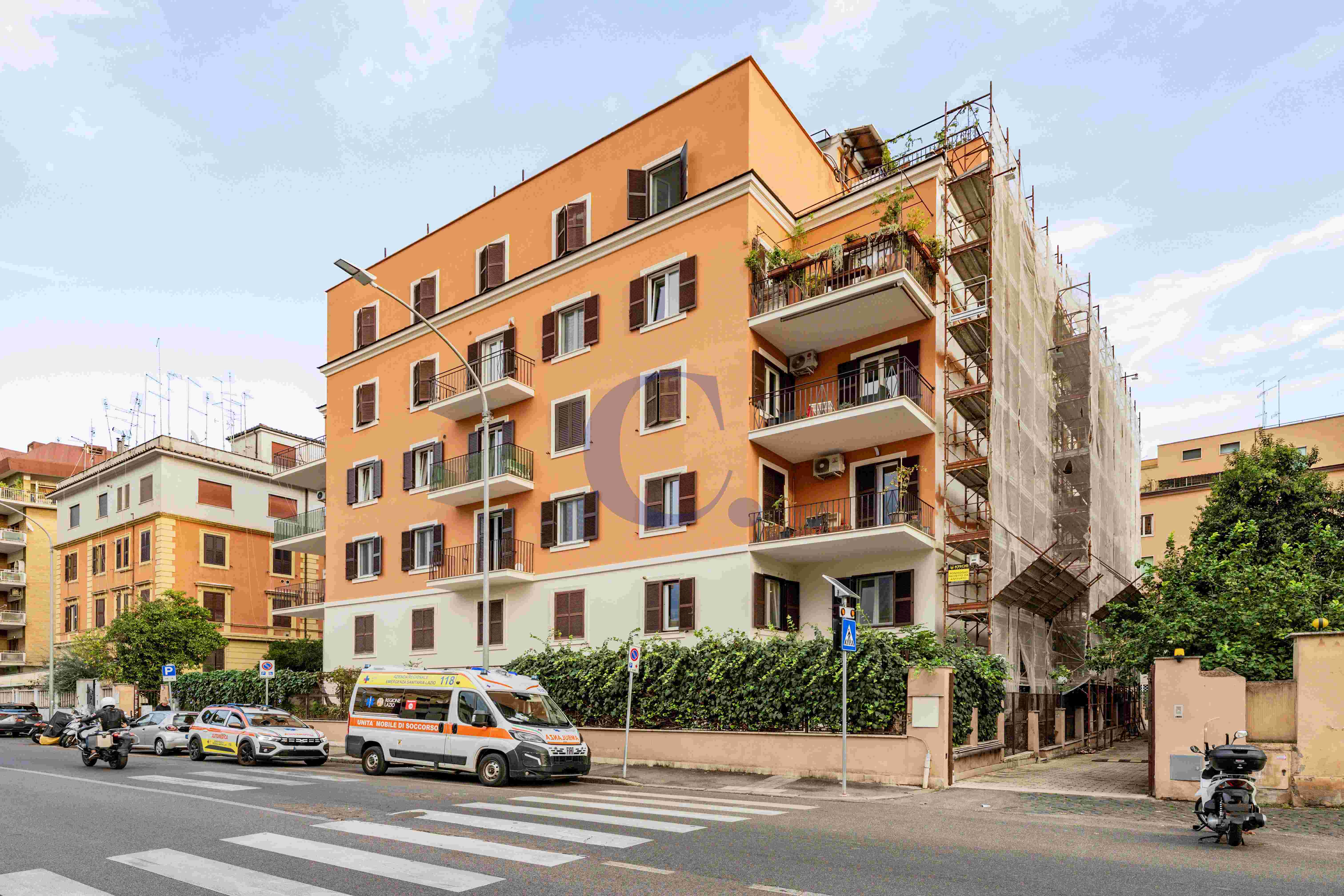 Quadrilocale Ritrutturato Zona Centrale - Immagine 48