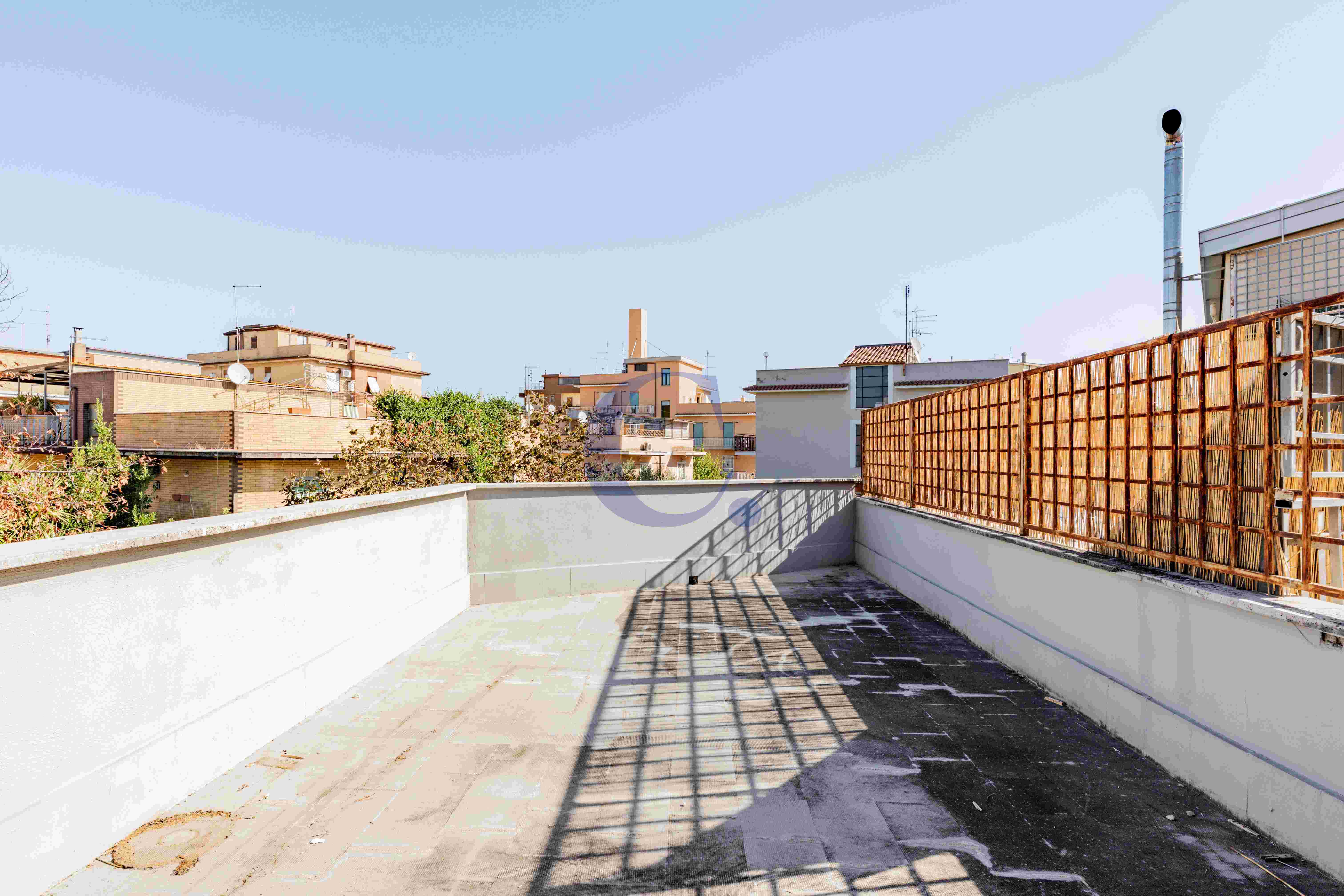 Torre Angela – Trilocale Su Due Livelli Con Terrazza Di 40 Mq E Balcone - Immagine 33