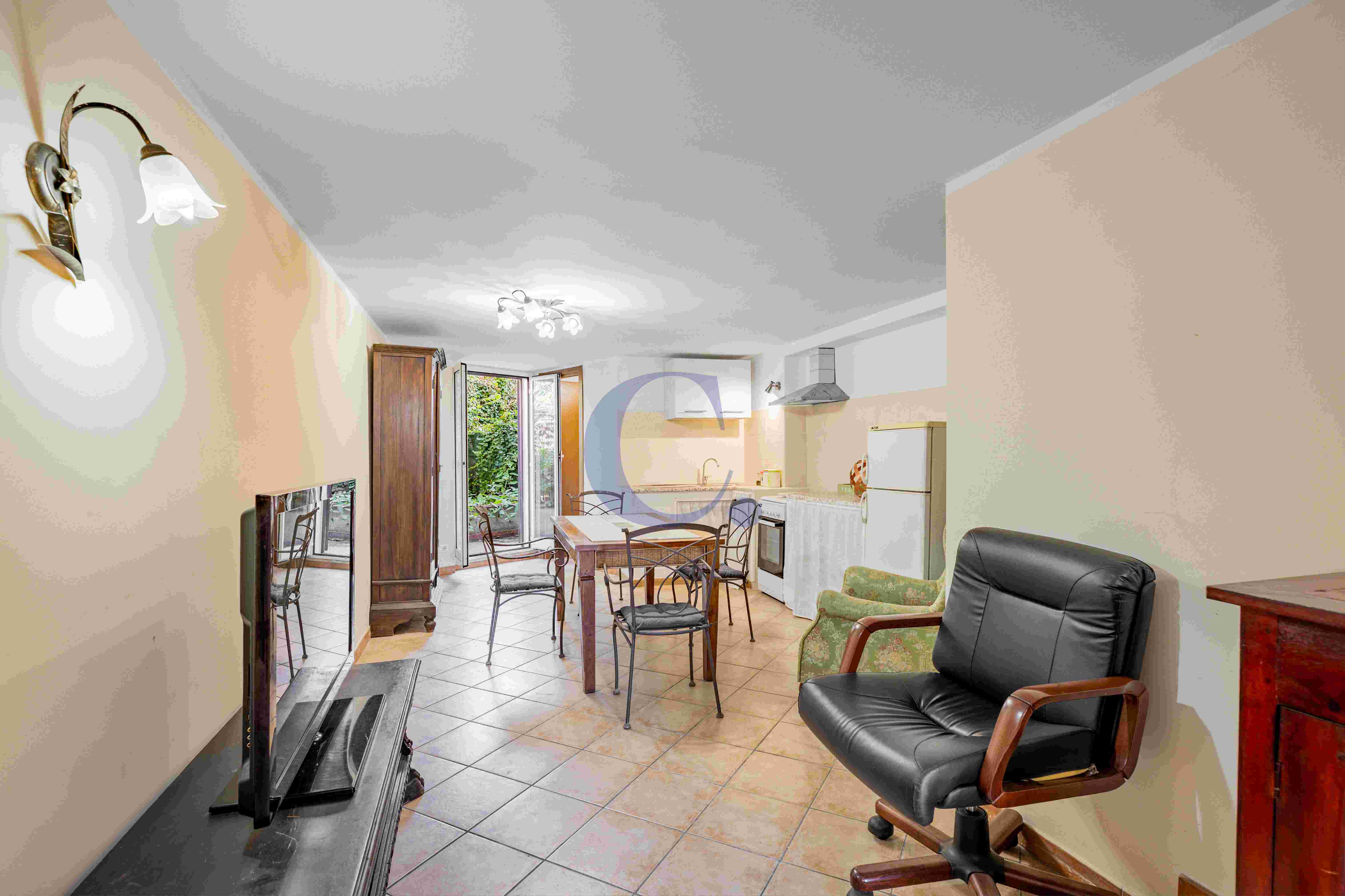 Torre Angela – Trilocale Su Due Livelli Con Terrazza Di 40 Mq E Balcone - Immagine 4