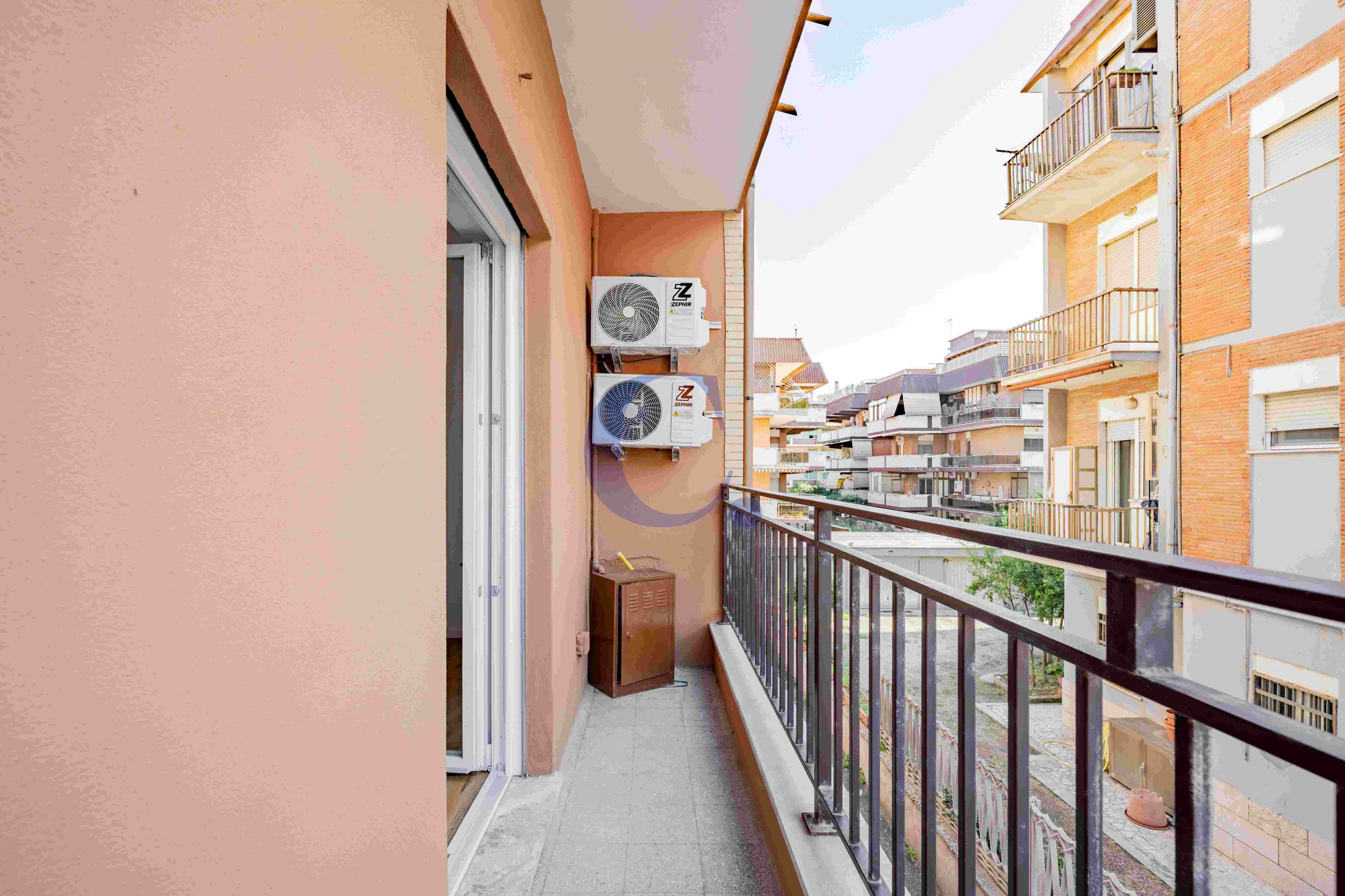 Bilocale Ristrutturato Torvaianica Centro - Immagine 17