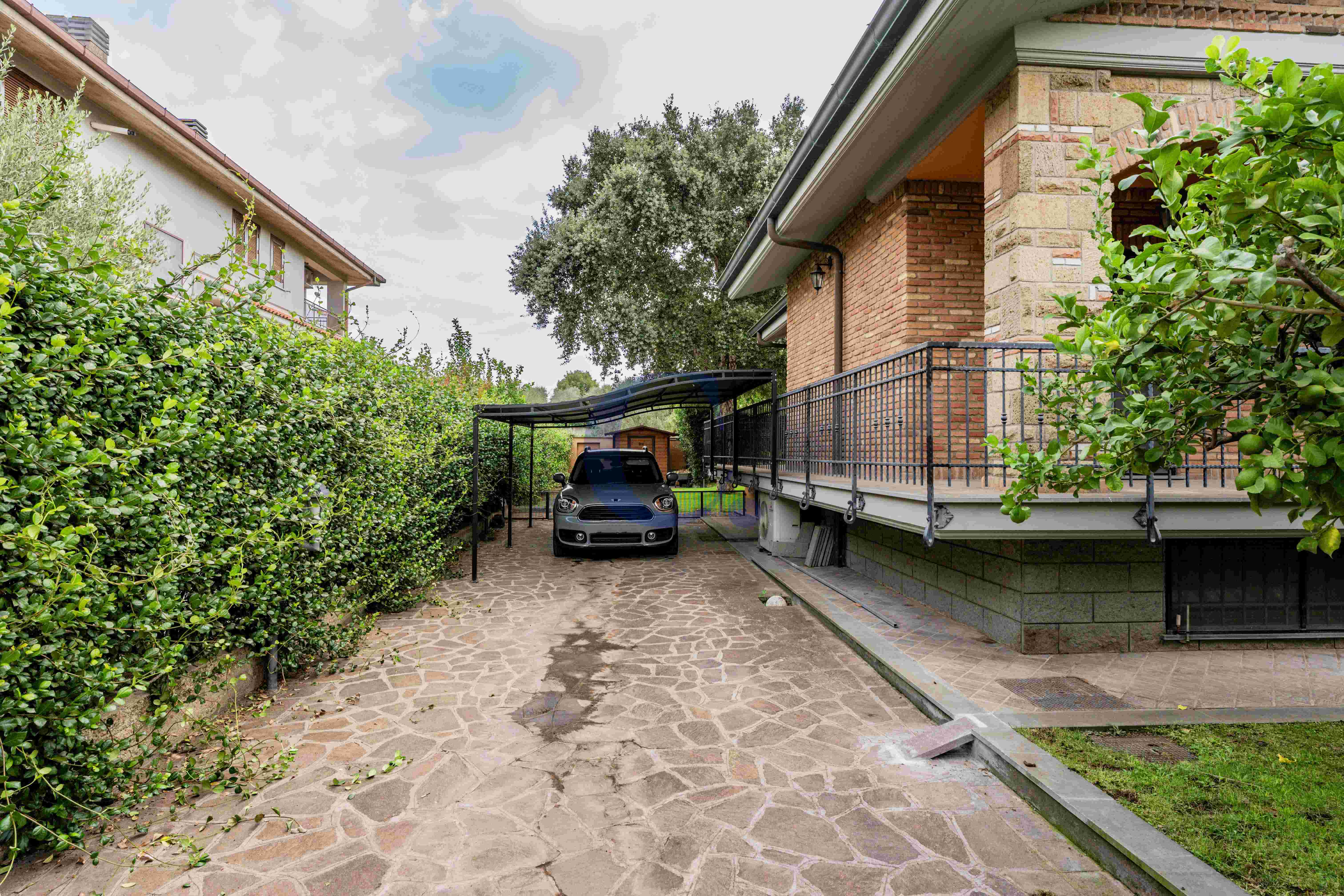 Villa Indipendente Con Ampio Giardino, Box Doppio E Dependance - Immagine 84