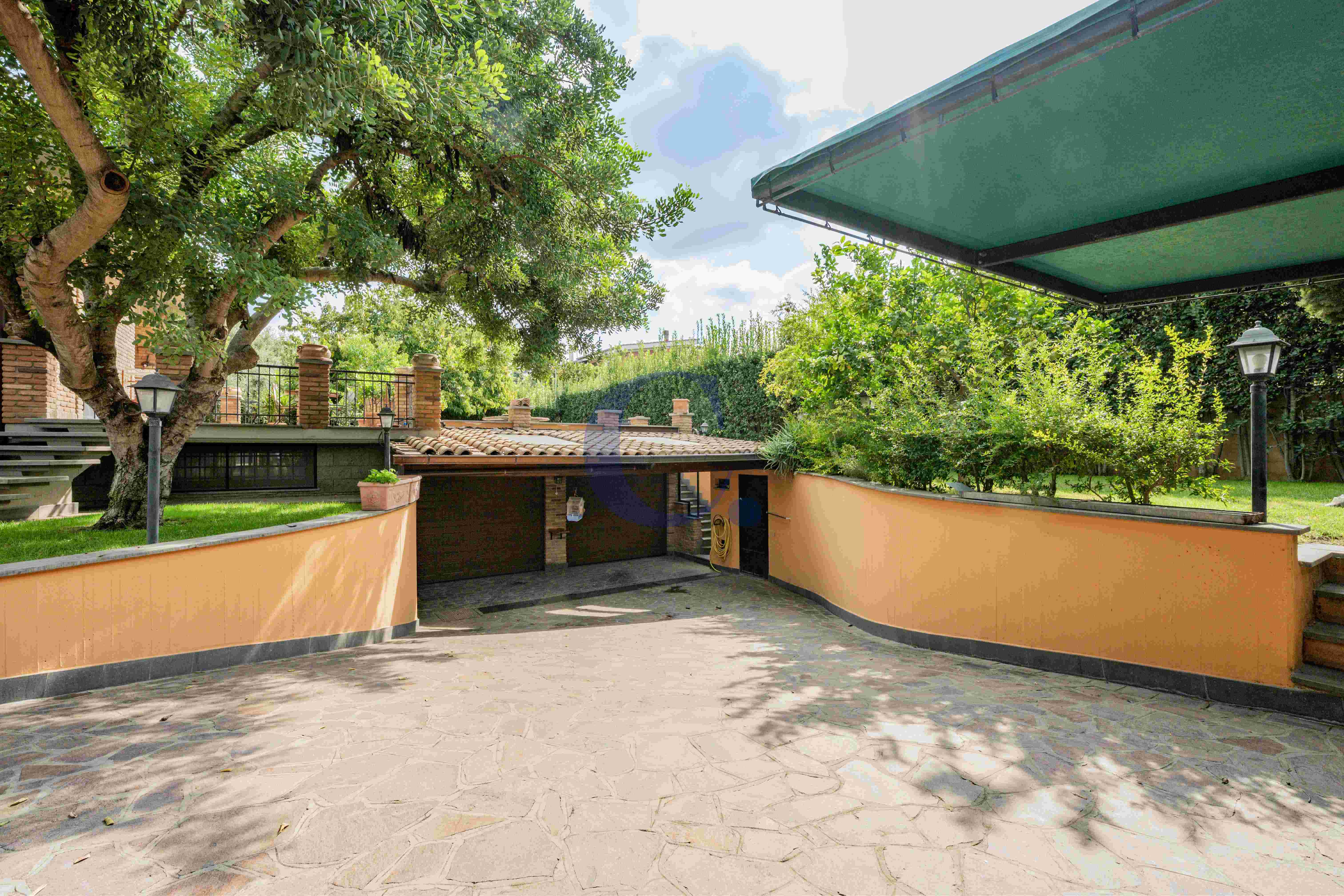 Villa Indipendente Con Ampio Giardino, Box Doppio E Dependance - Immagine 64