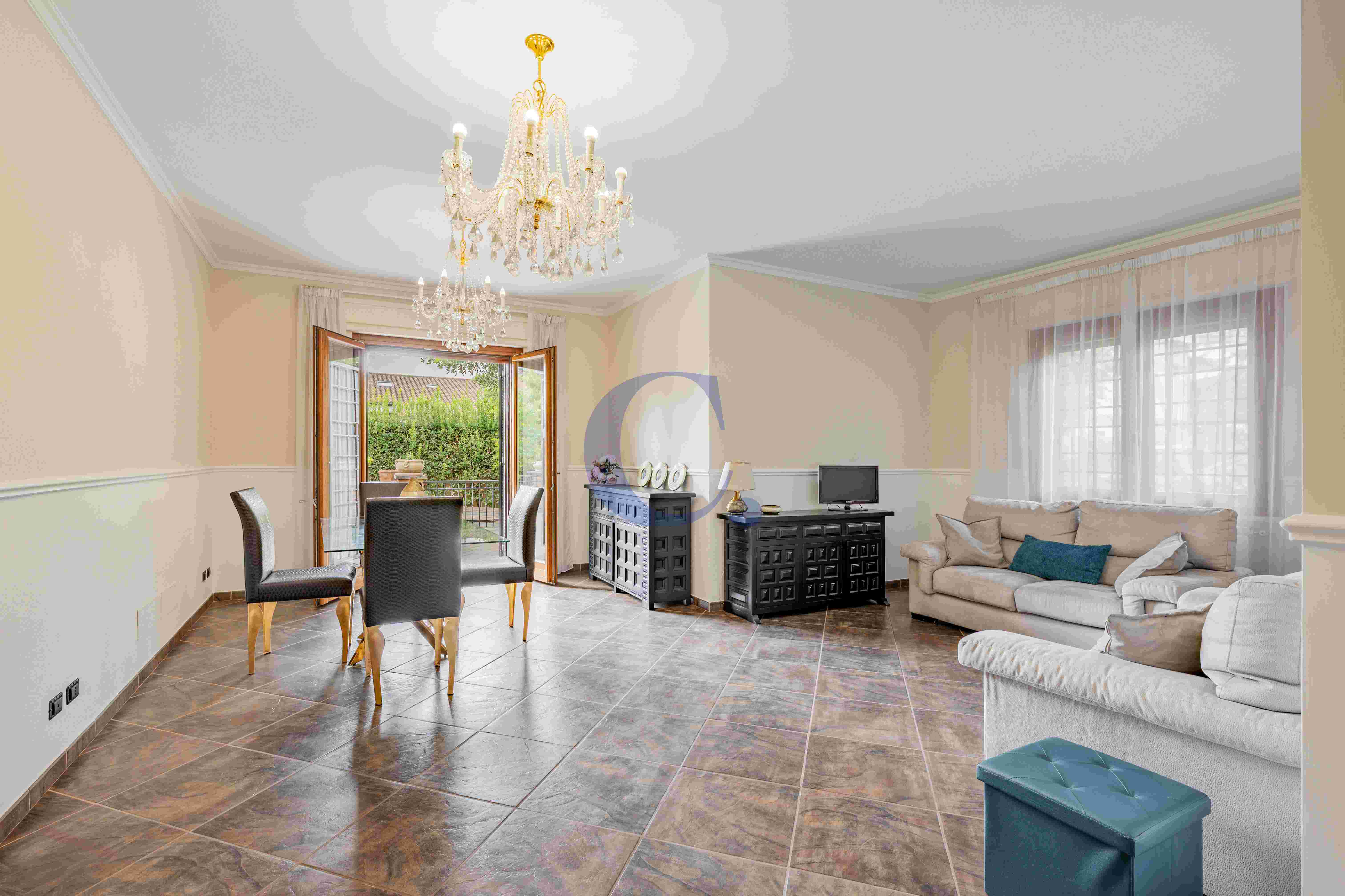 Villa Indipendente Con Ampio Giardino, Box Doppio E Dependance - Immagine 32