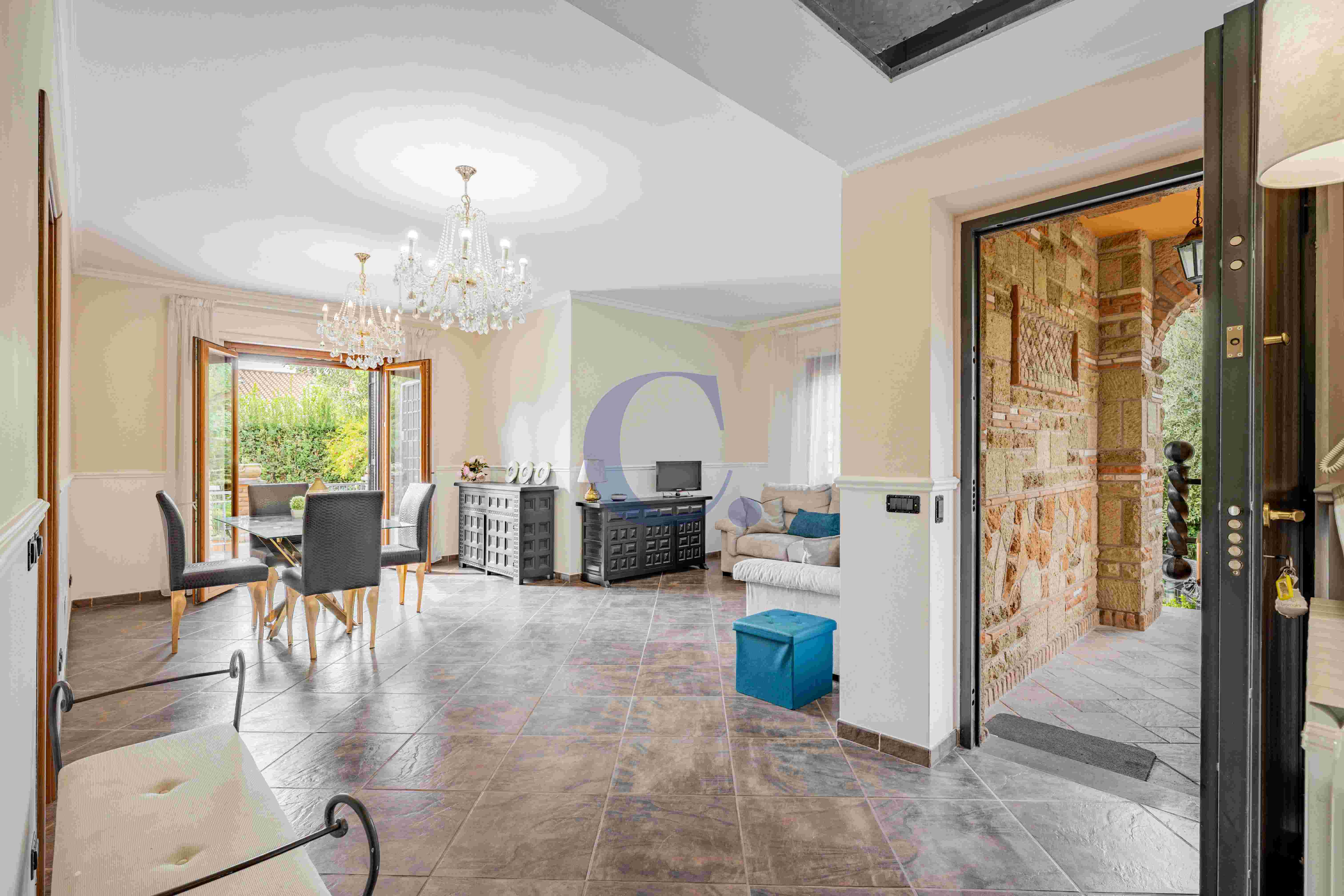 Villa Indipendente Con Ampio Giardino, Box Doppio E Dependance - Immagine 31