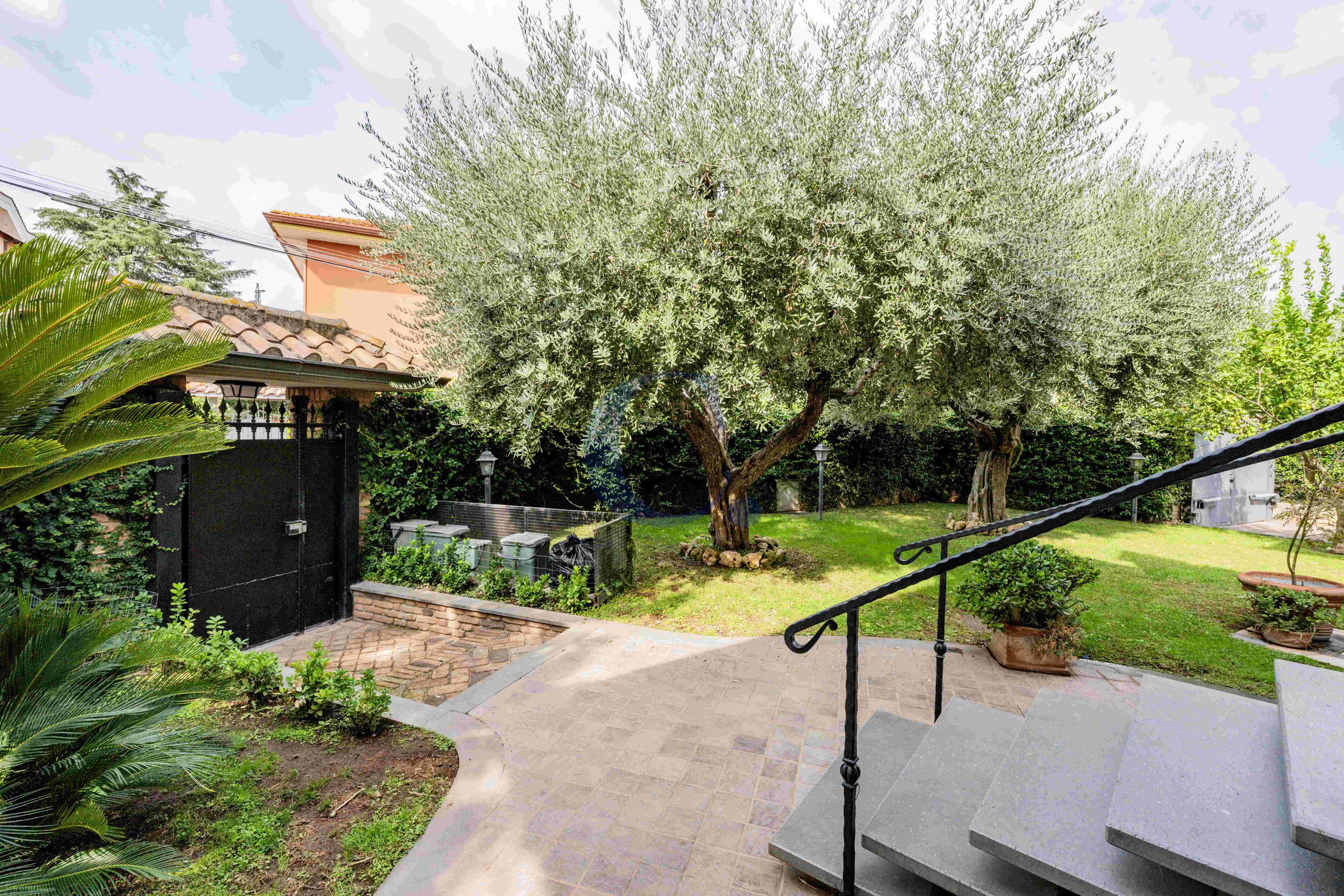 Villa Indipendente Con Ampio Giardino, Box Doppio E Dependance - Immagine 74