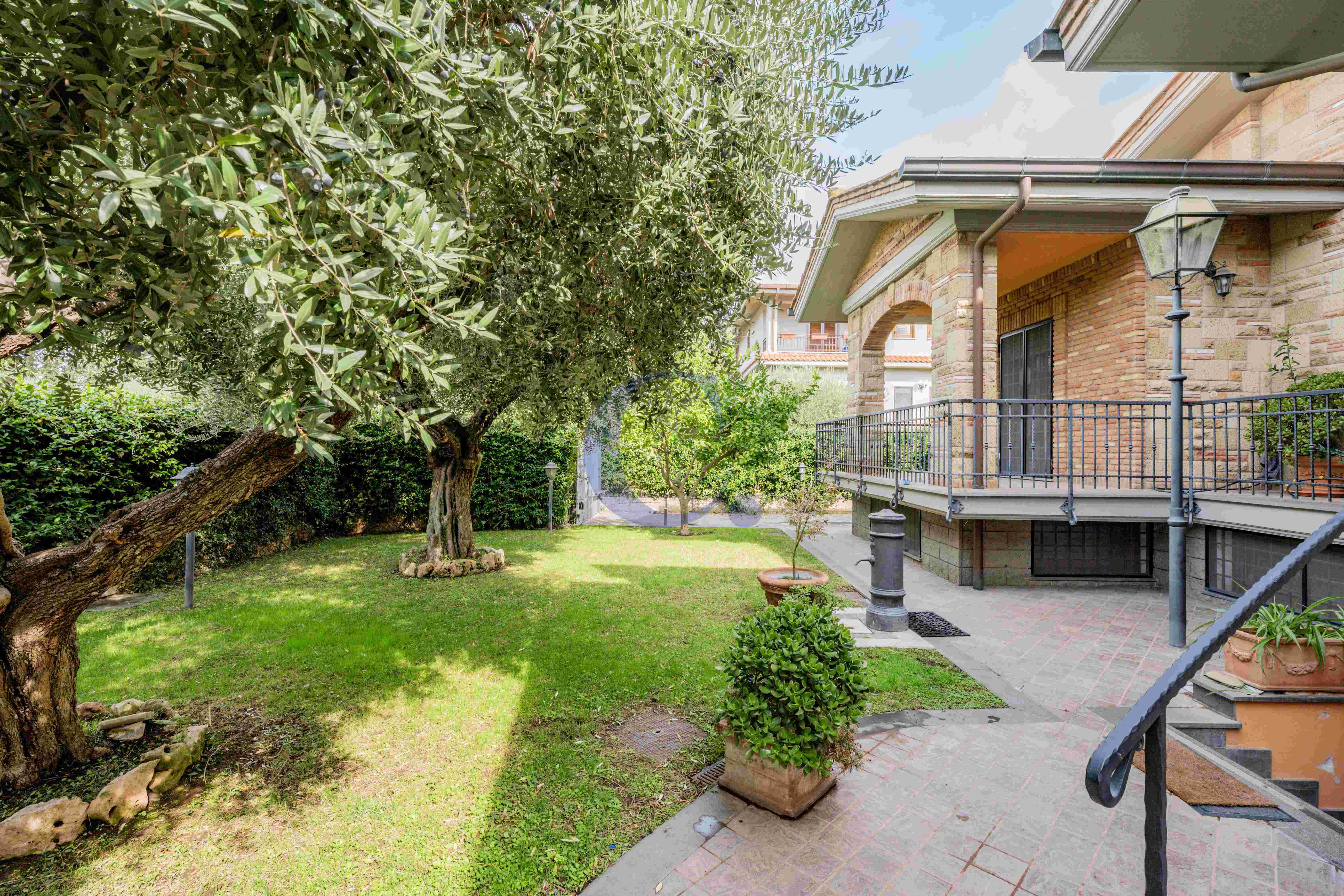 Villa Indipendente Con Ampio Giardino, Box Doppio E Dependance - Immagine 76