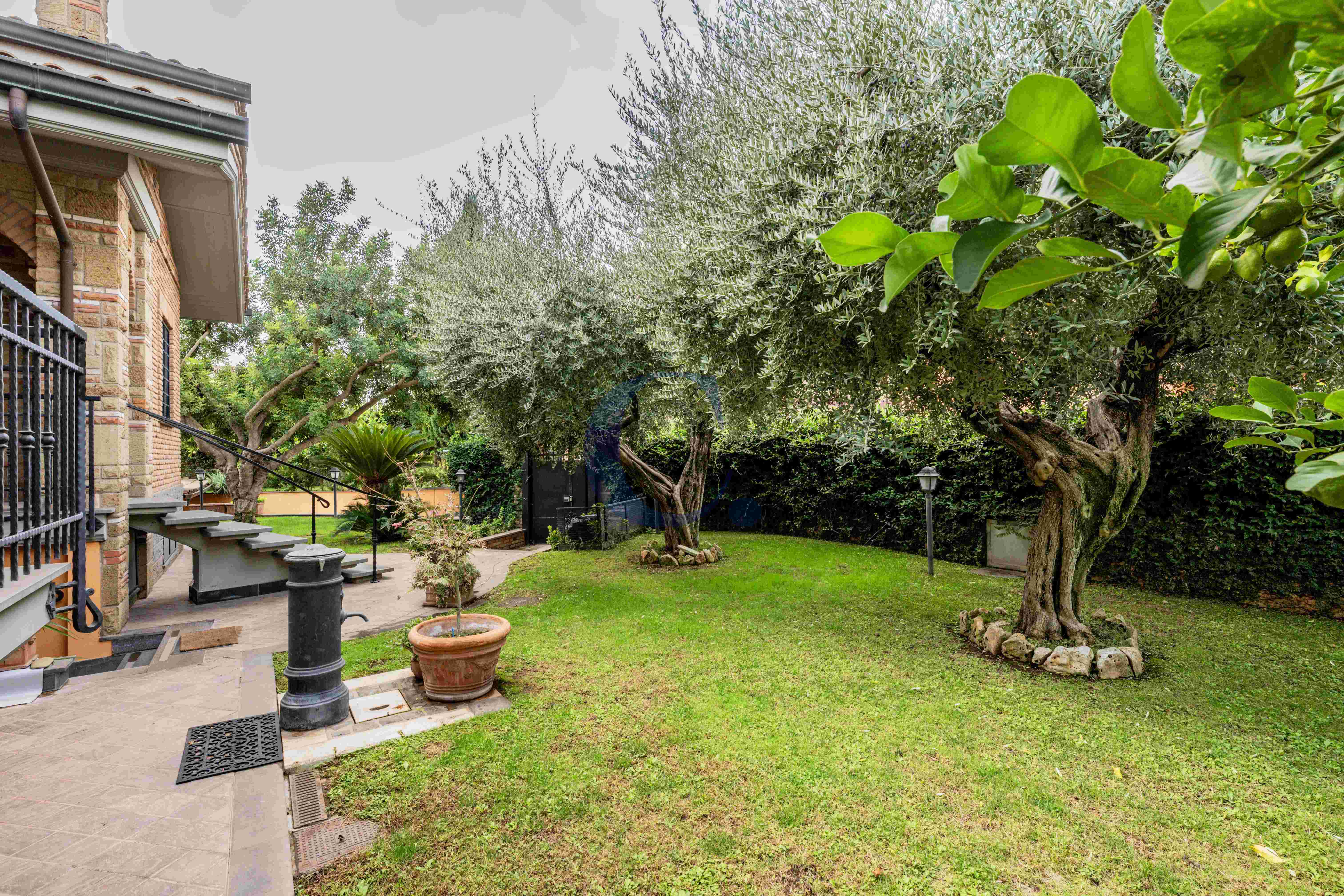 Villa Indipendente Con Ampio Giardino, Box Doppio E Dependance - Immagine 81