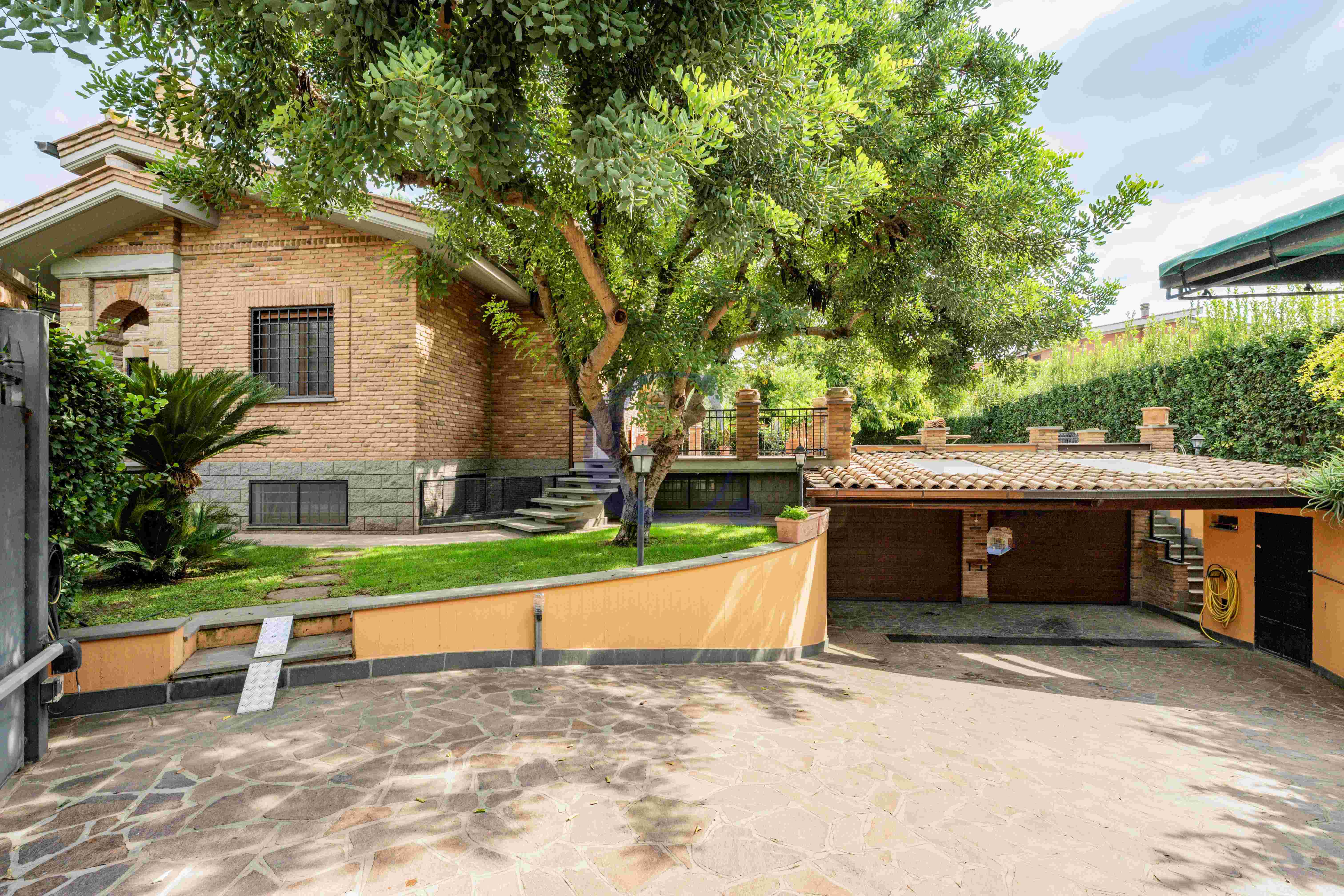 Villa Indipendente Con Ampio Giardino, Box Doppio E Dependance - Immagine 63