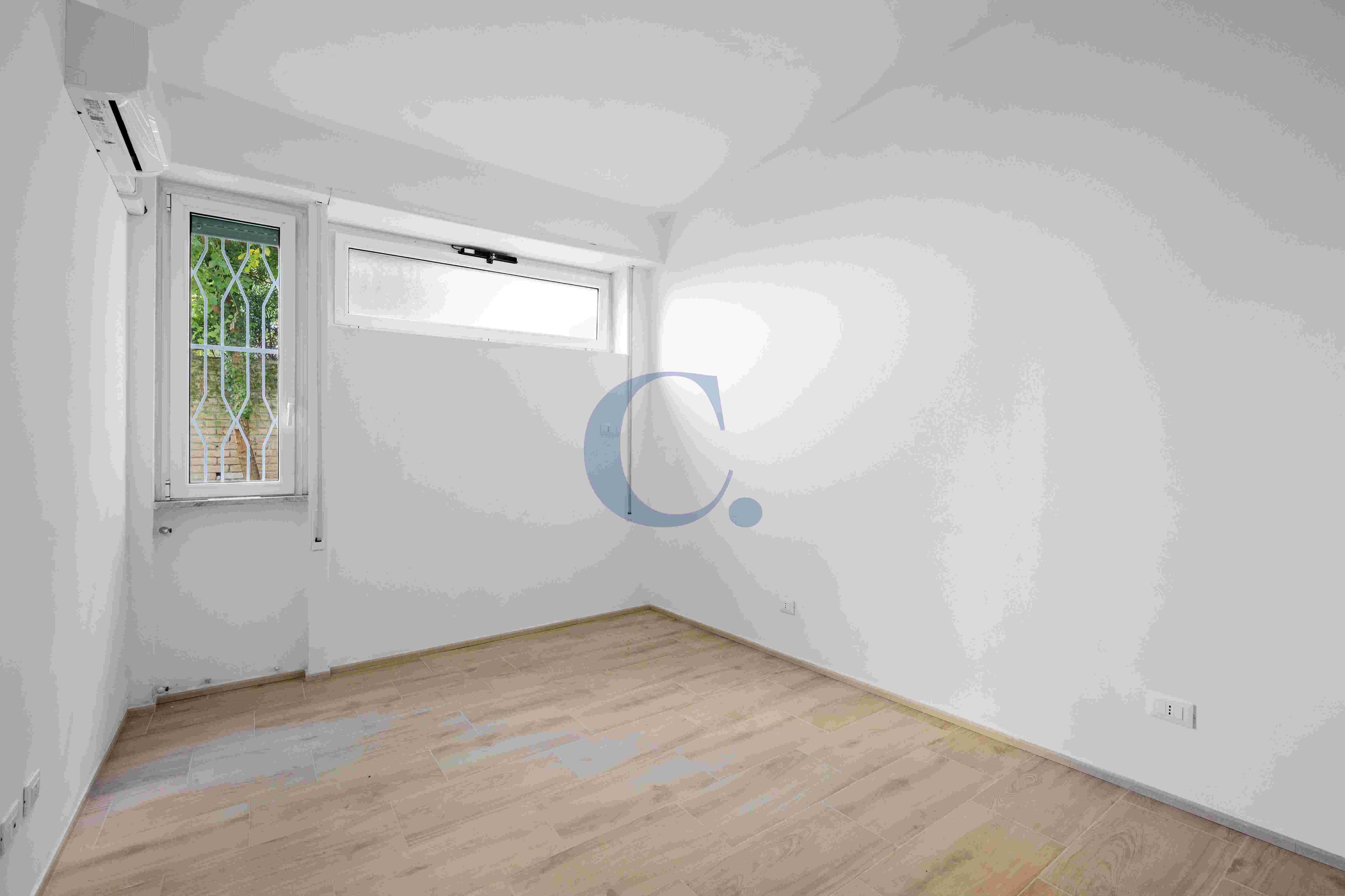 Bilocale Completamente Ristrutturato Zona Cassia - Immagine 15