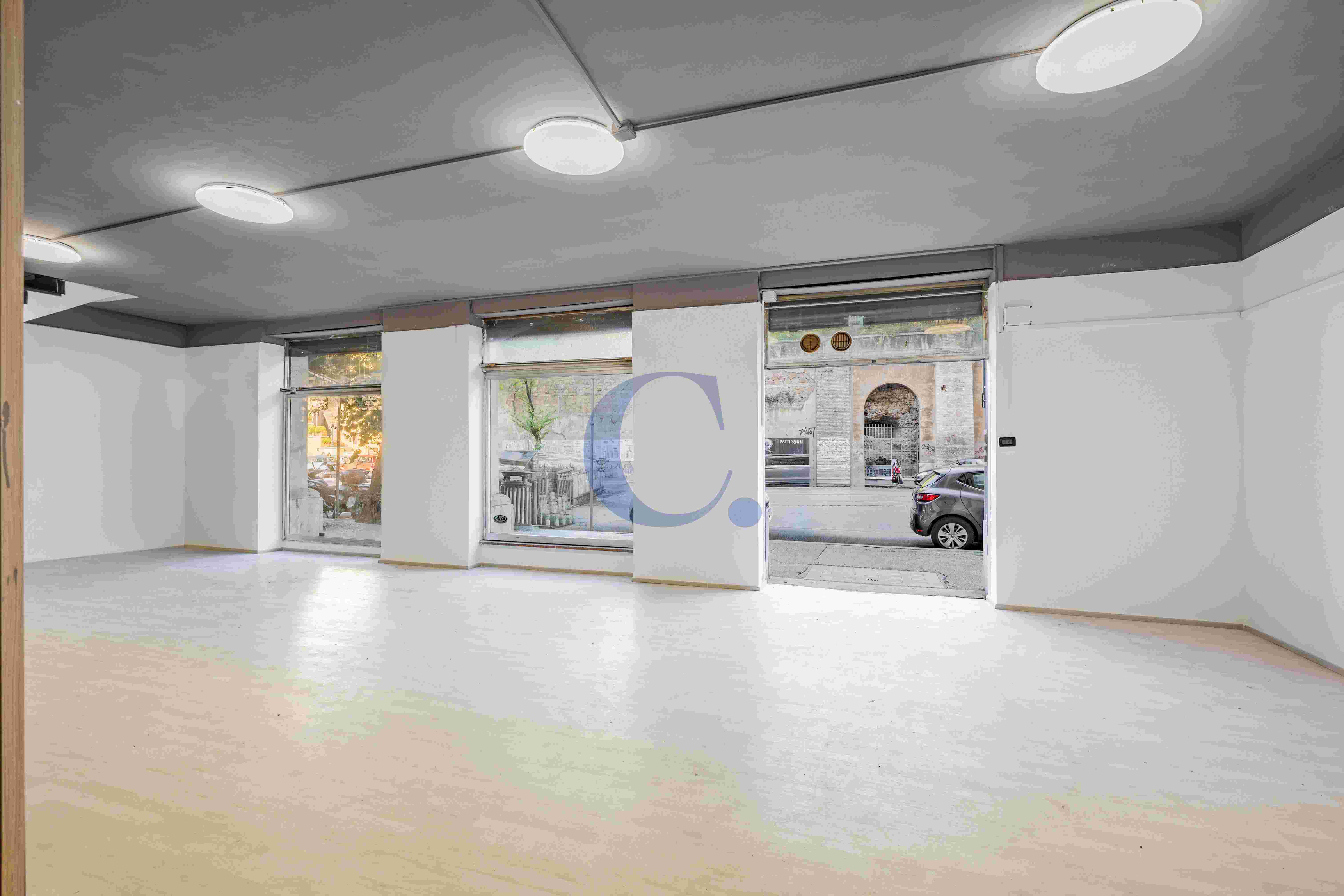 Locale Commerciale Zona Testaccio - Immagine 6