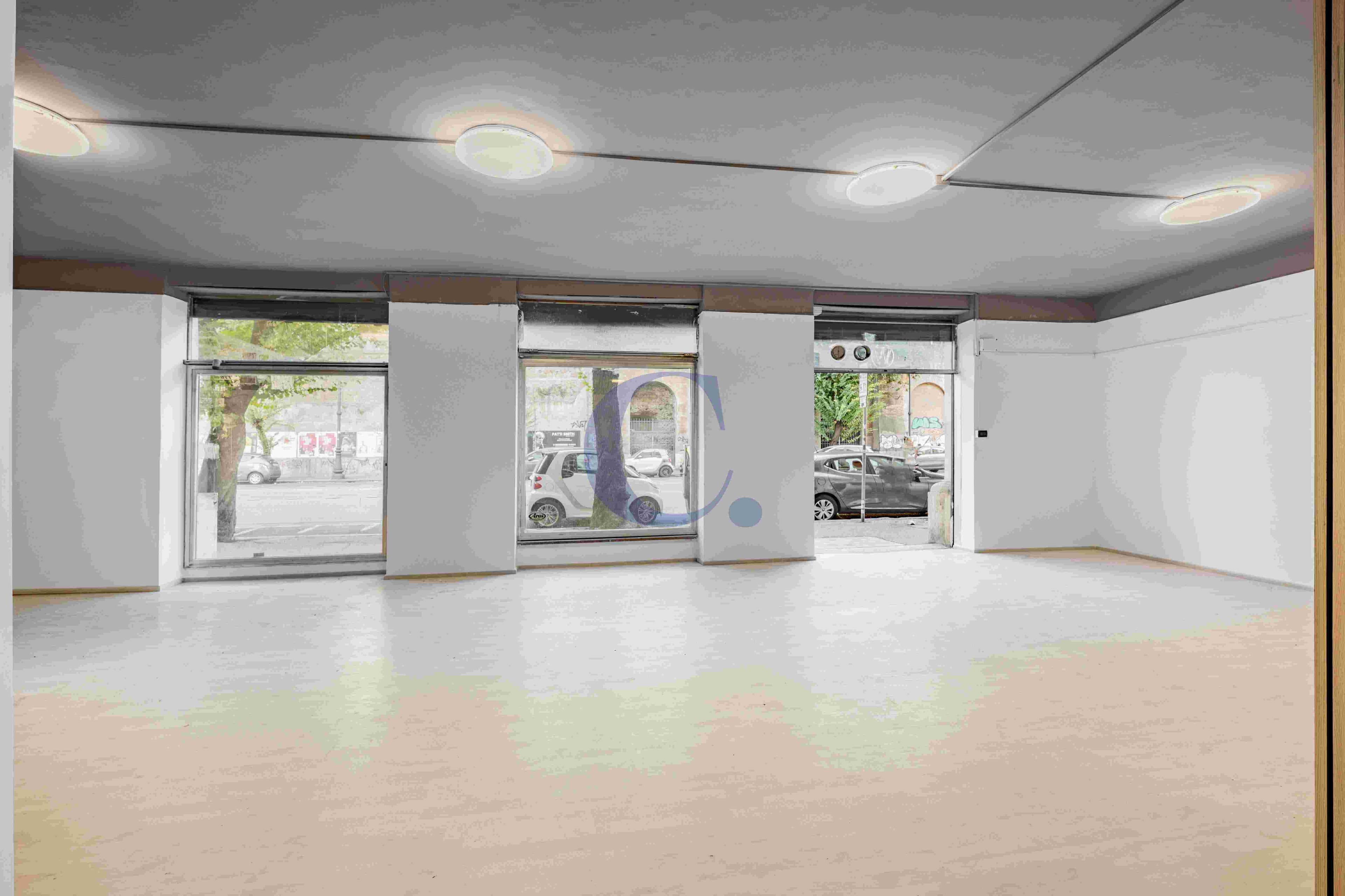 Locale Commerciale Zona Testaccio - Immagine 7