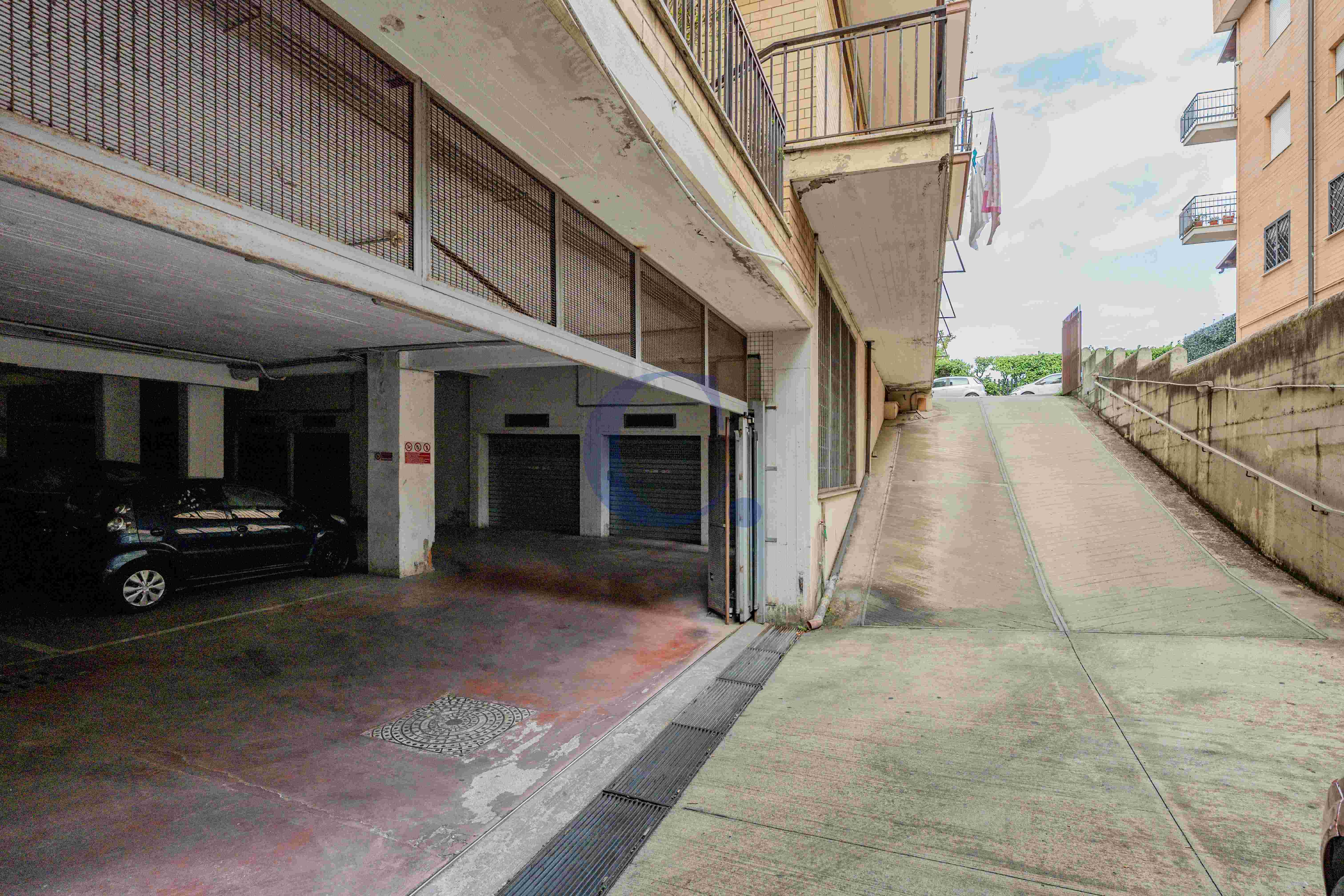 Roma, Via Angelo Cappuccio: Bilocale Con Balcone Posto Auto! - Immagine 46