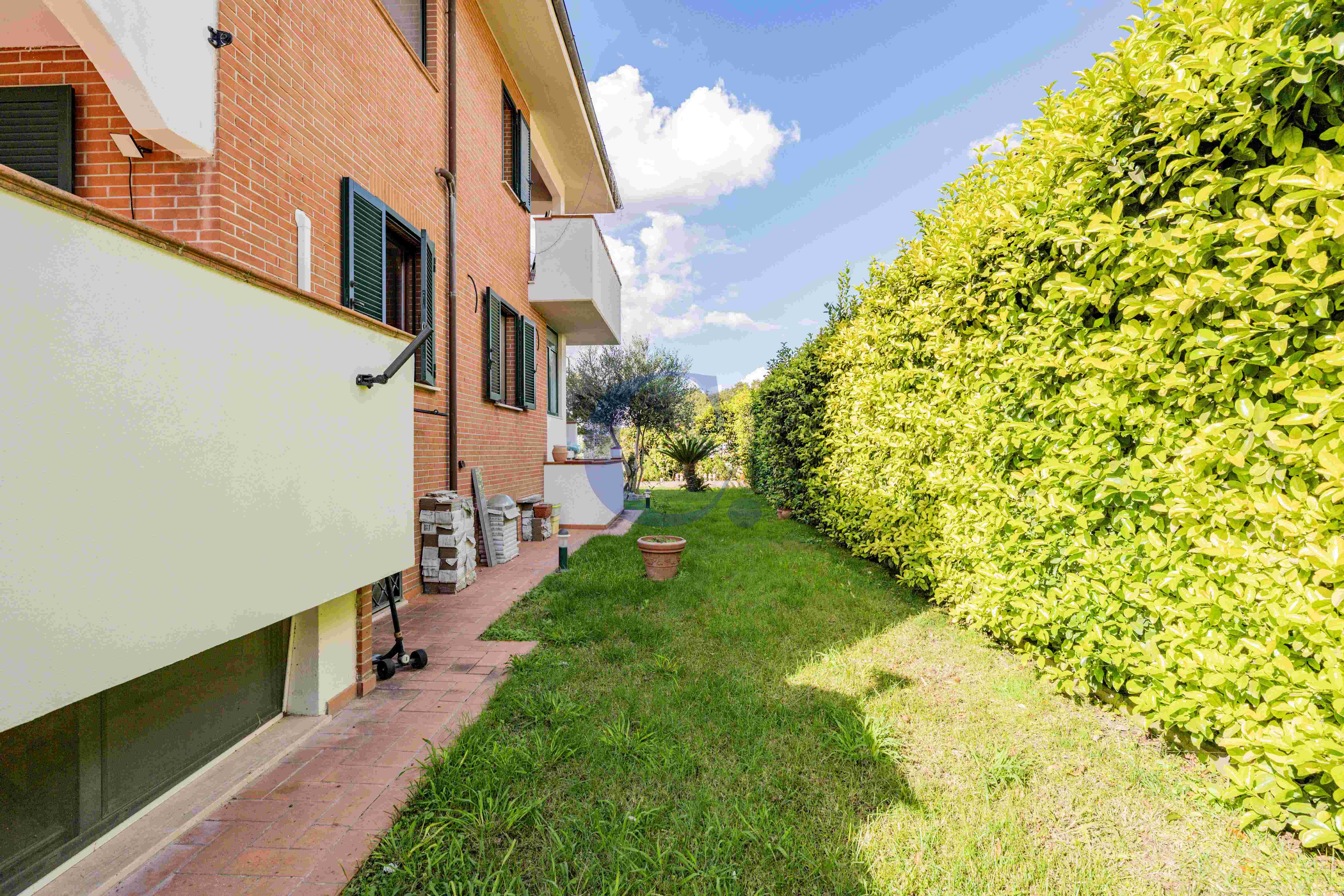 Villa A Schiera Ristrutturata Con Giardino Privato Di 350 Mq In Comprensorio Riservato - Immagine 69
