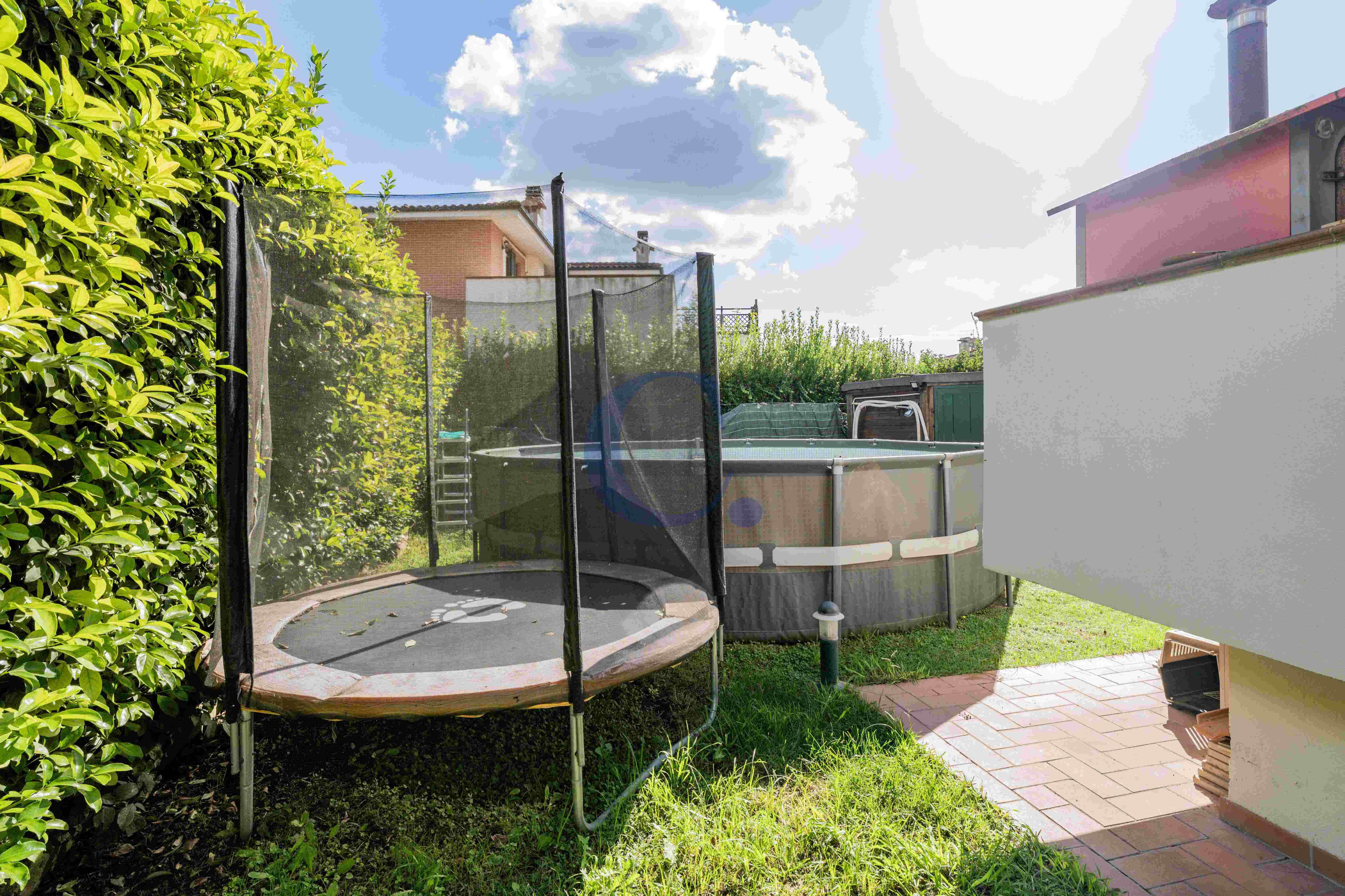 Villa A Schiera Ristrutturata Con Giardino Privato Di 350 Mq In Comprensorio Riservato - Immagine 70