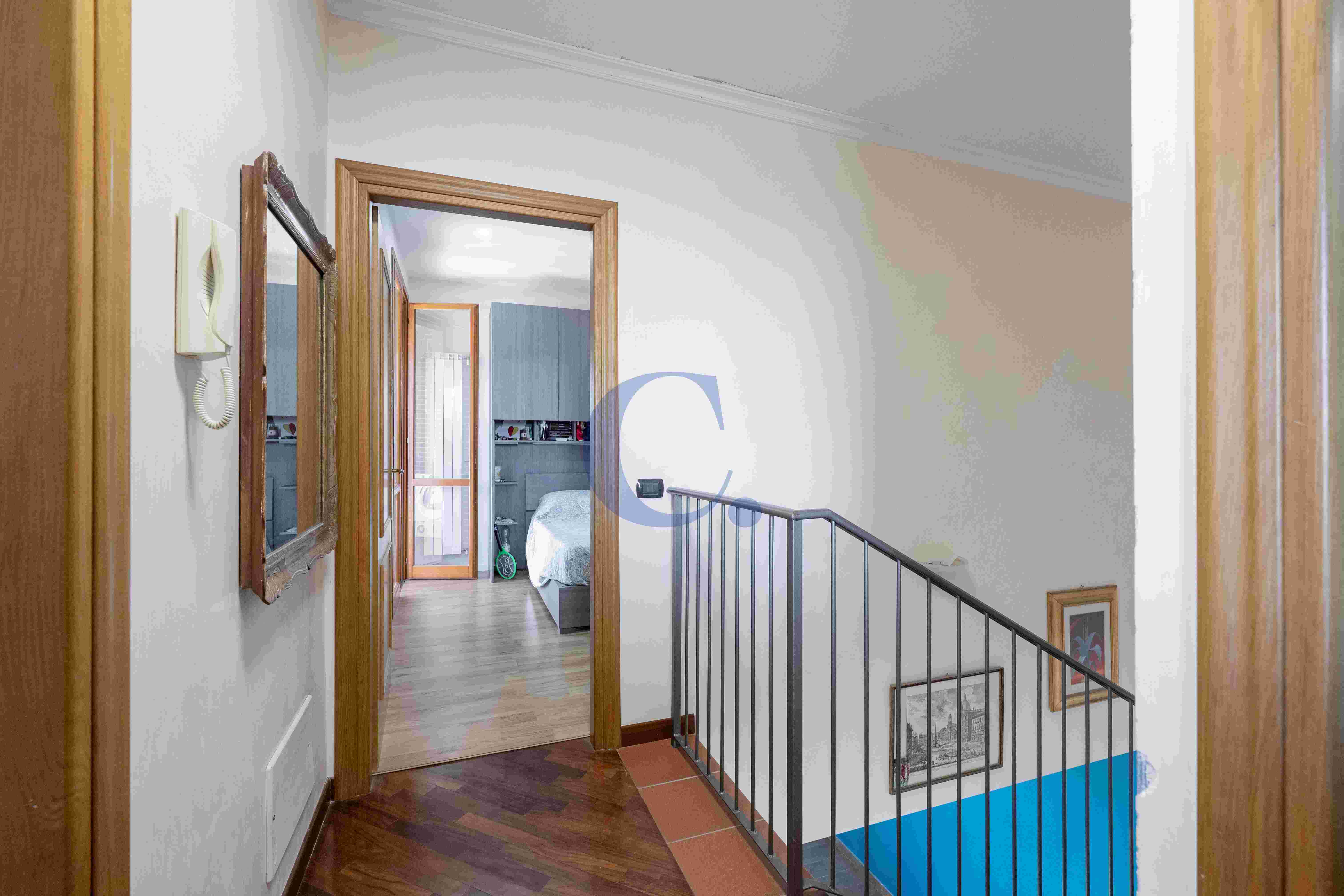 Villa A Schiera Ristrutturata Con Giardino Privato Di 350 Mq In Comprensorio Riservato - Immagine 21