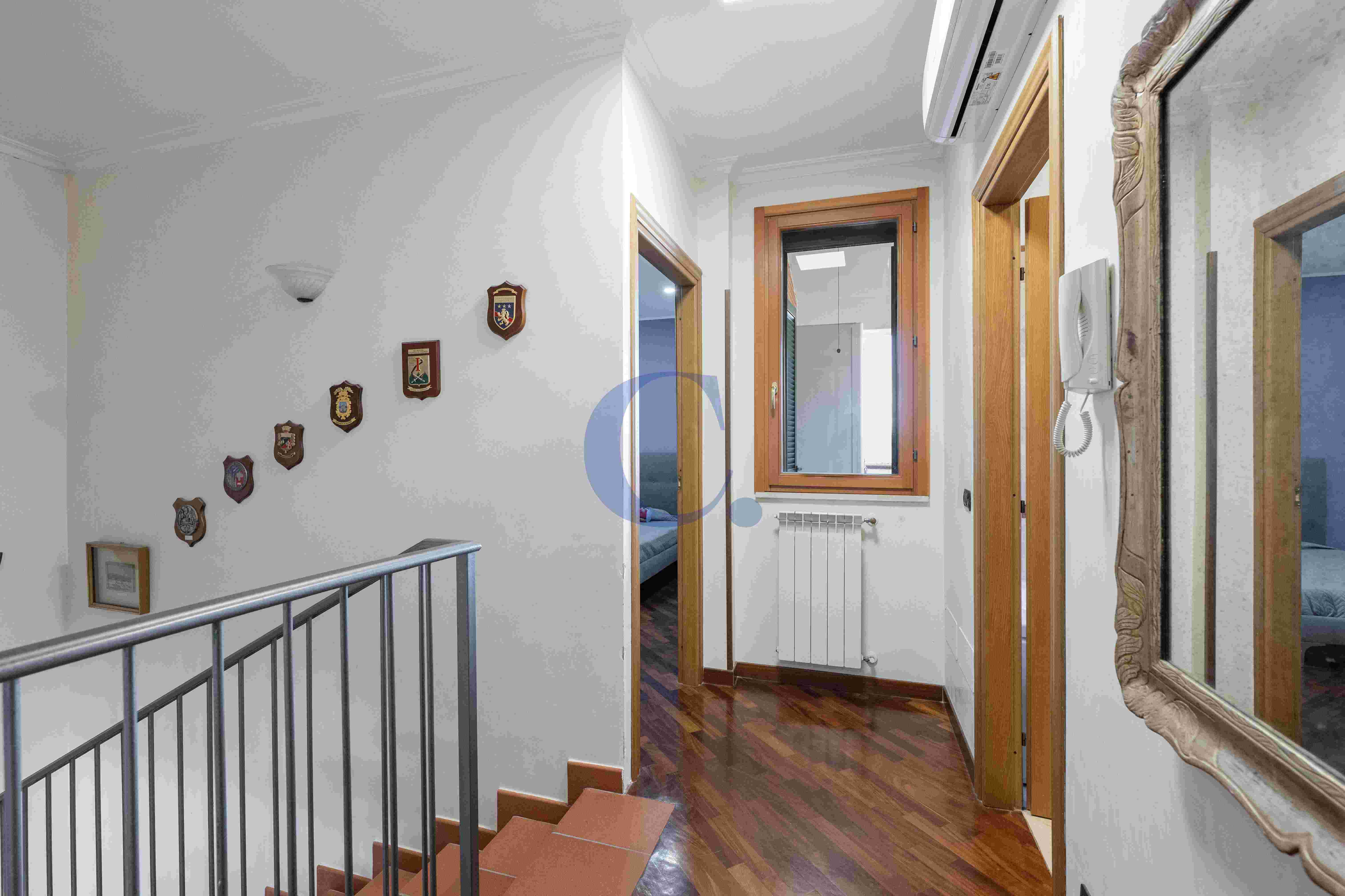 Villa A Schiera Ristrutturata Con Giardino Privato Di 350 Mq In Comprensorio Riservato - Immagine 23