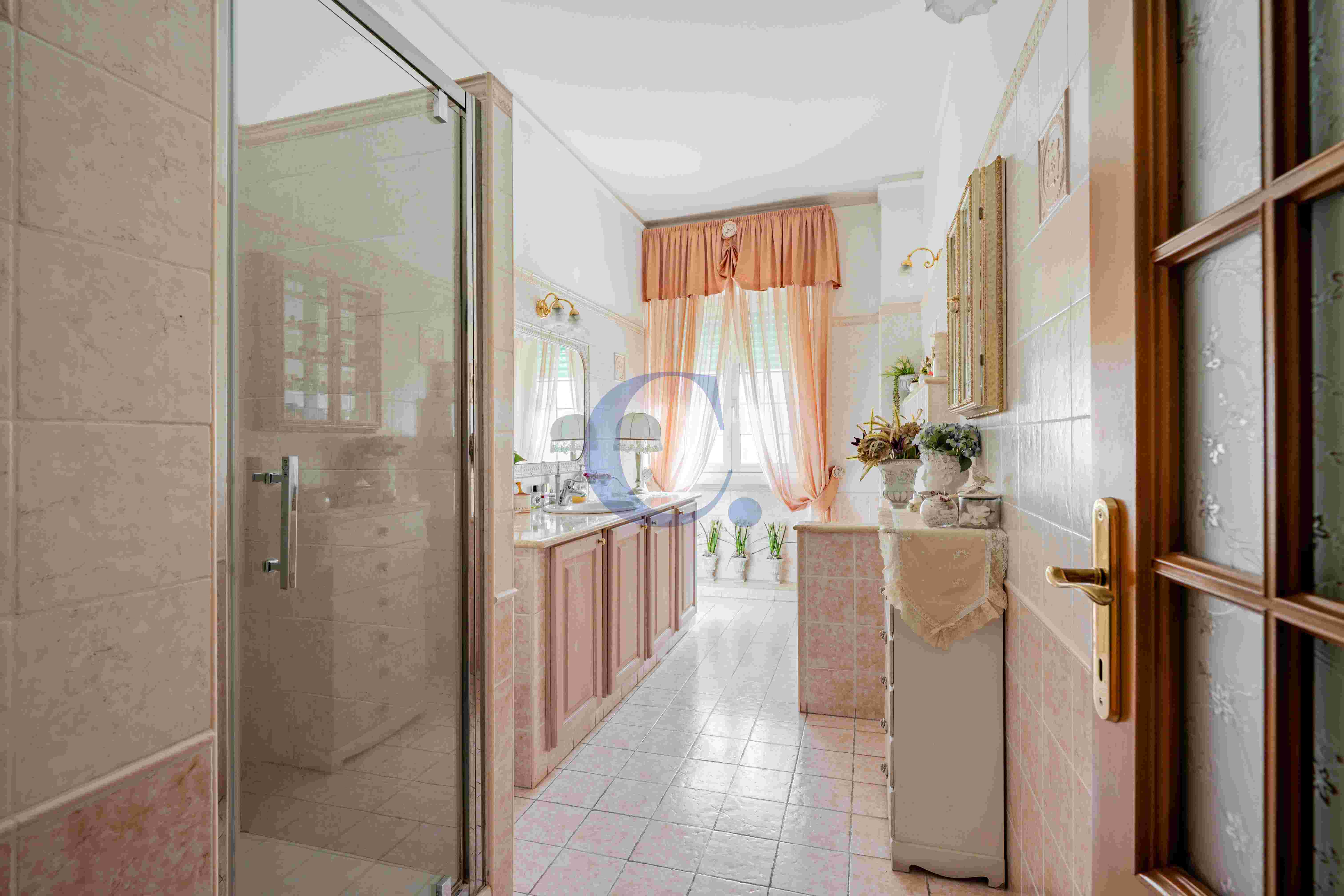 Splendido Appartamento Con Terrazzo Angolare Di 200 Mq - Immagine 27