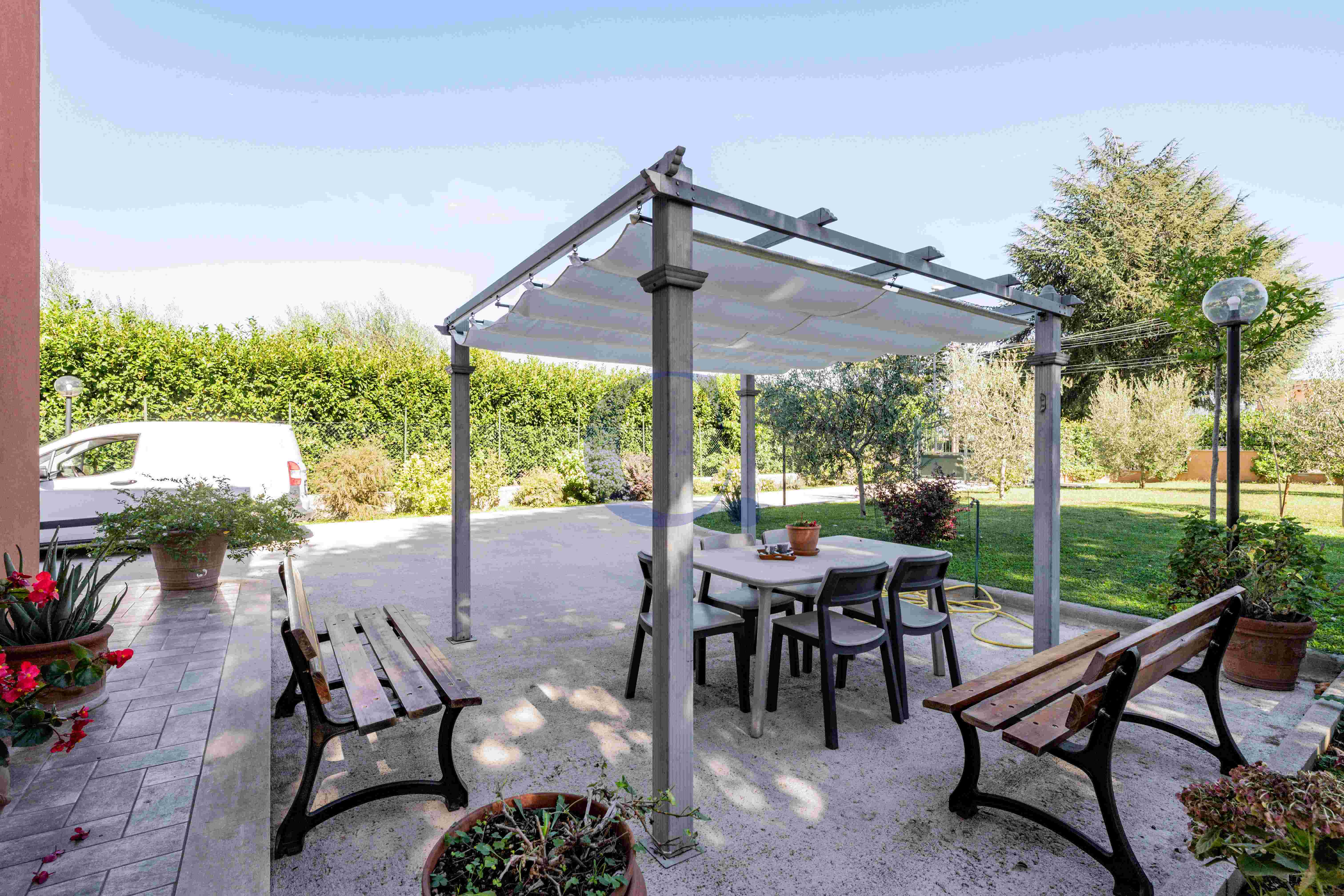 Villa Con Ampio Giardino Privato, Spazi Generosi E Comodi Posti Auto - Immagine 58