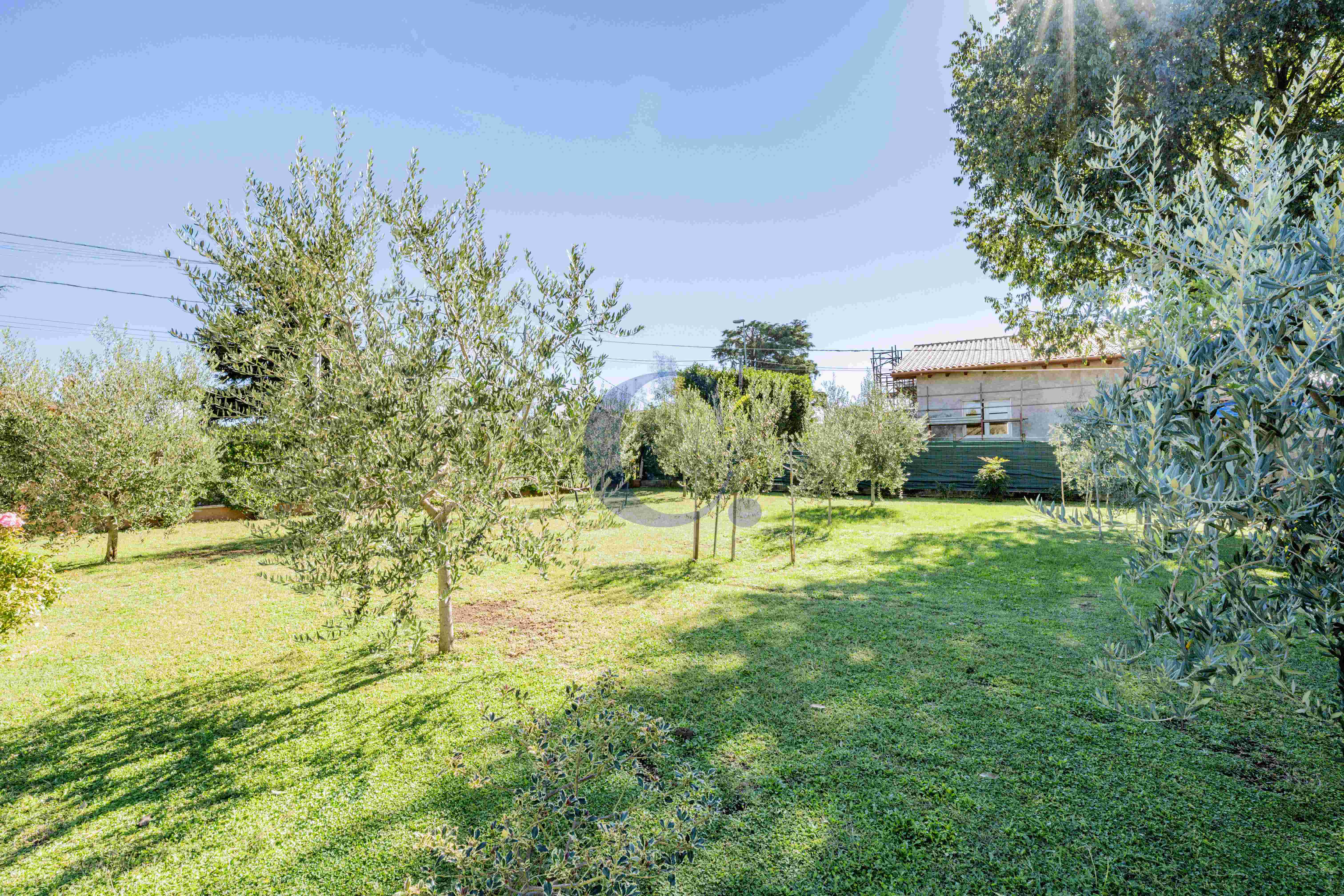 Villa Con Ampio Giardino Privato, Spazi Generosi E Comodi Posti Auto - Immagine 53