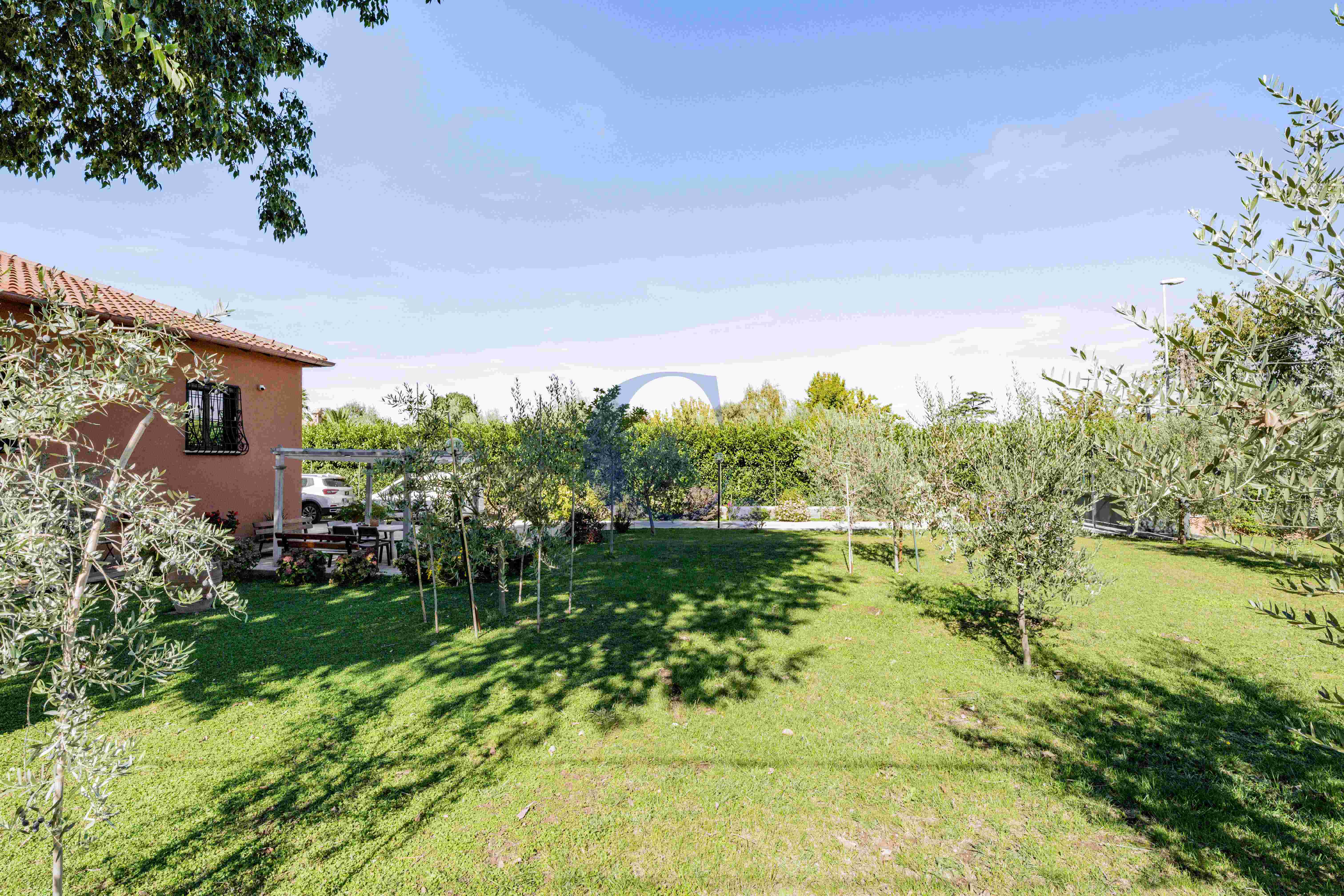Villa Con Ampio Giardino Privato, Spazi Generosi E Comodi Posti Auto - Immagine 63