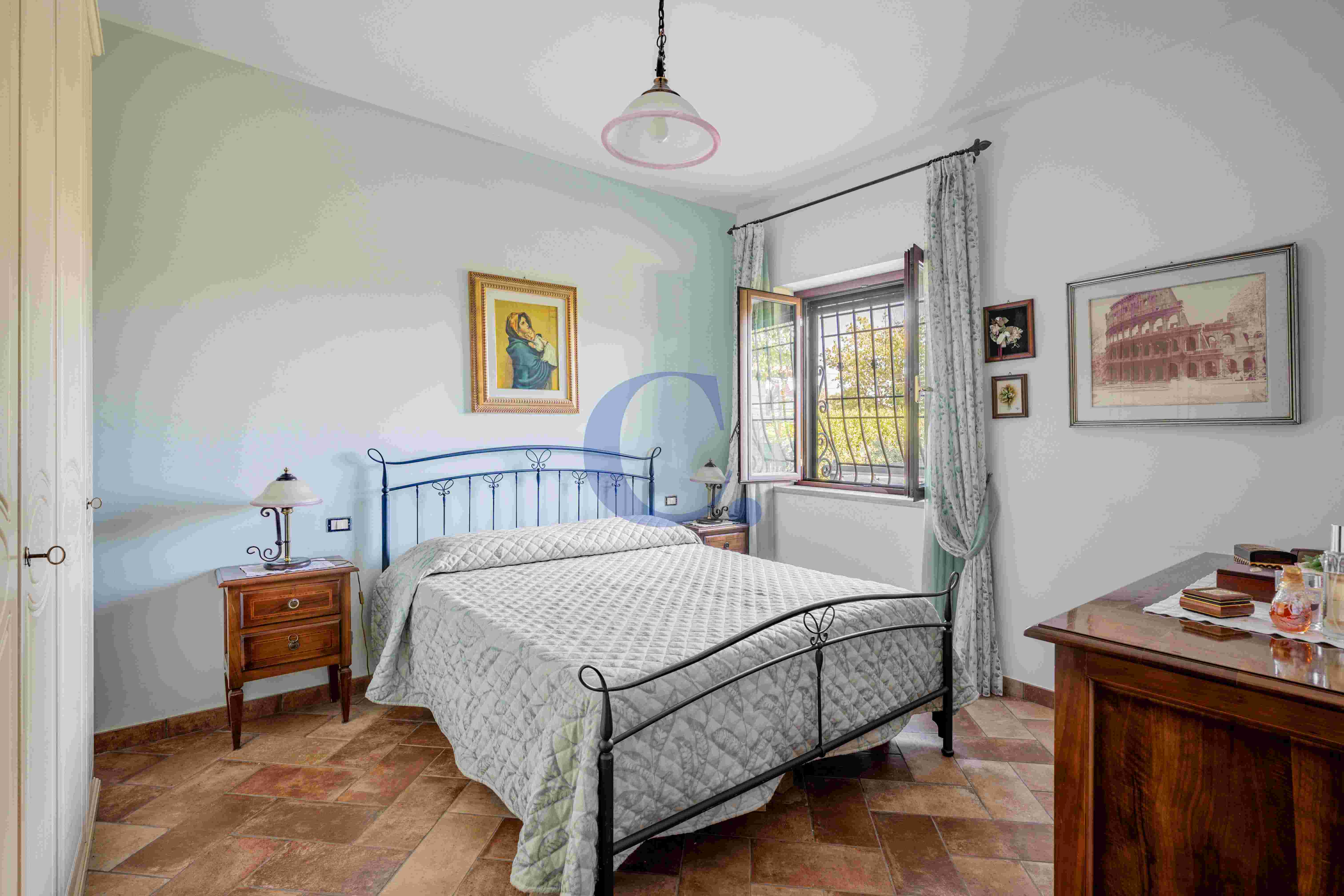 Villa Con Ampio Giardino Privato, Spazi Generosi E Comodi Posti Auto - Immagine 28