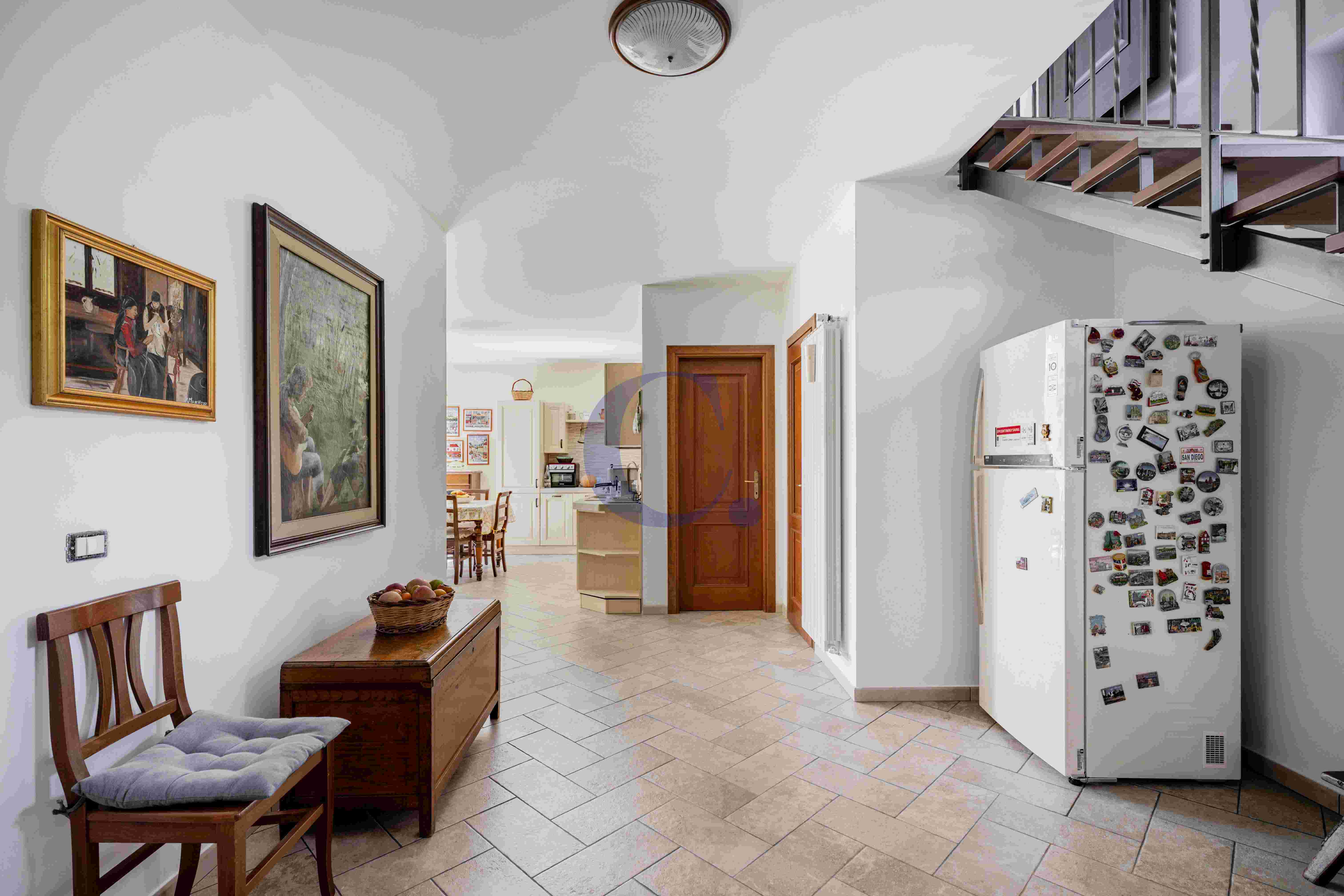 Villa Con Ampio Giardino Privato, Spazi Generosi E Comodi Posti Auto - Immagine 34
