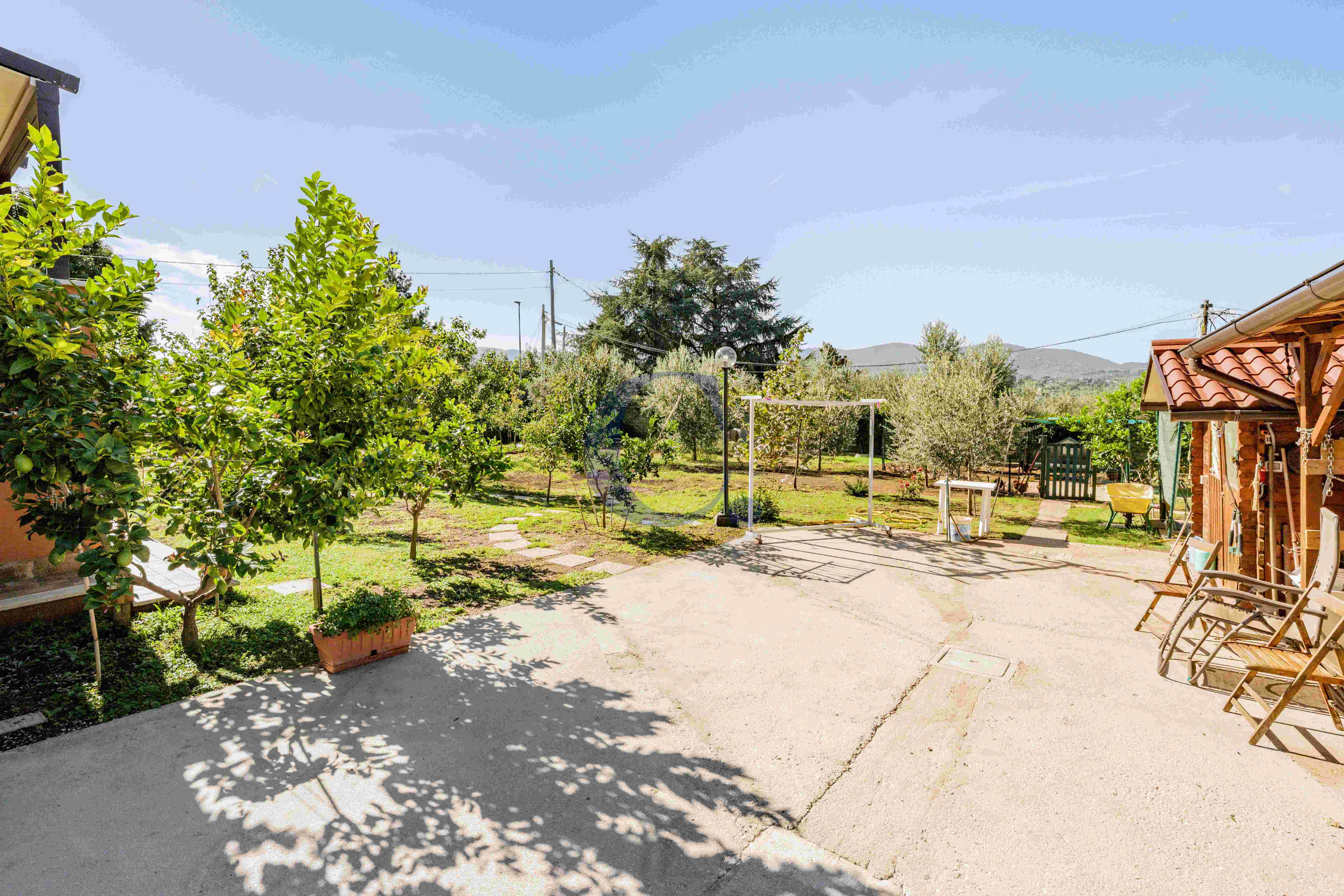 Villa Con Ampio Giardino Privato, Spazi Generosi E Comodi Posti Auto - Immagine 72