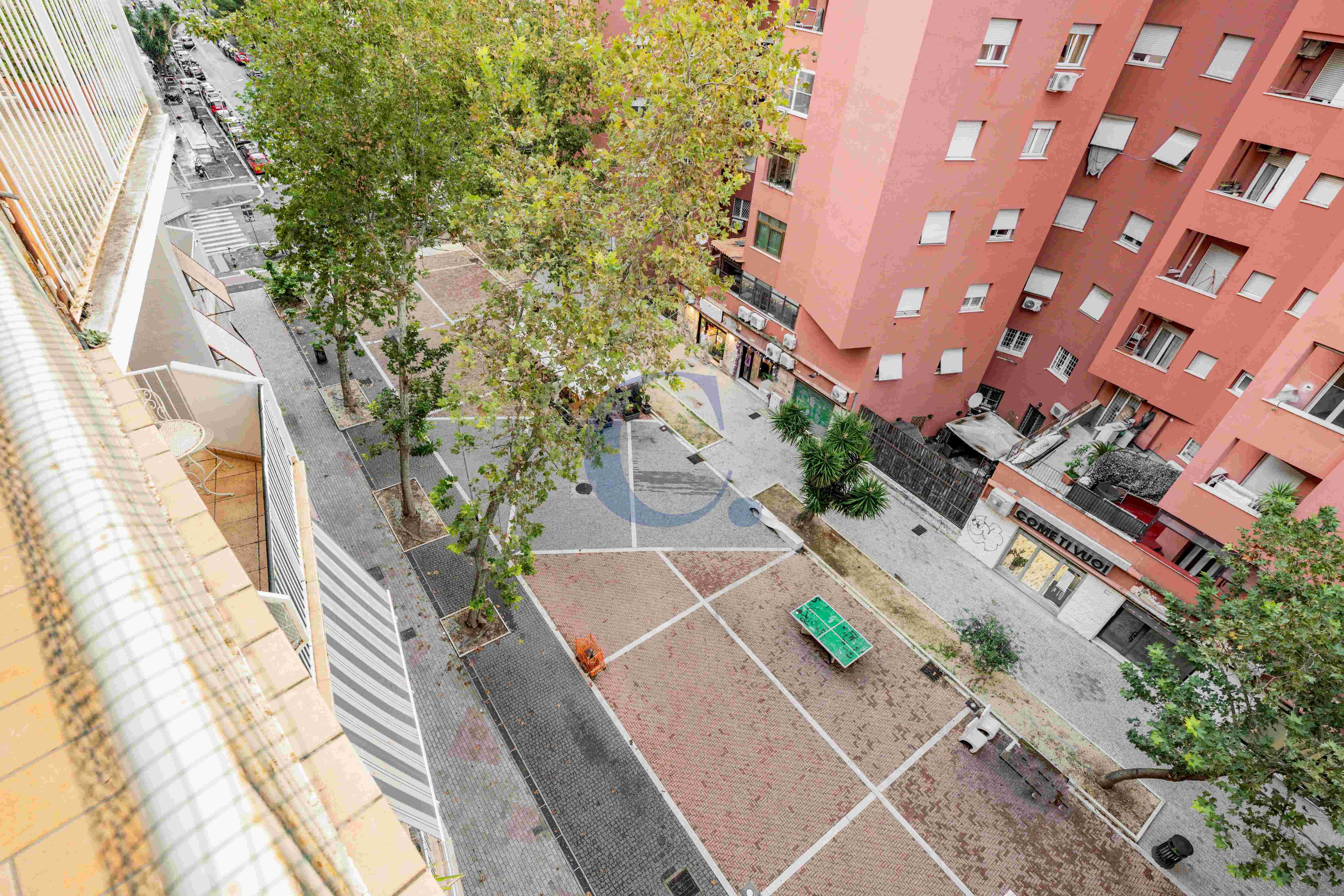 Ampio Appartamento Al Sesto Piano Con Due Balconi - Immagine 22